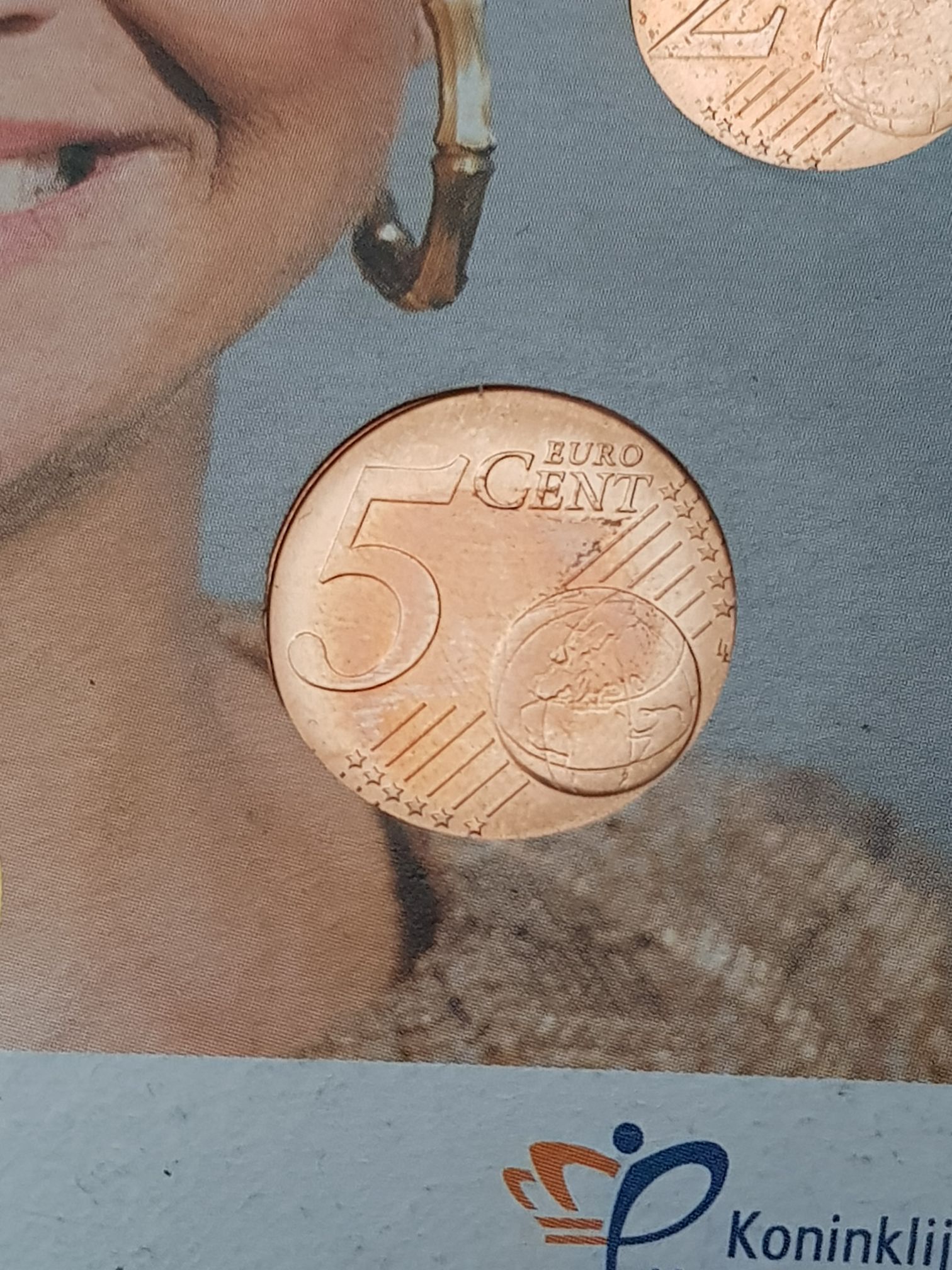 2010 £1 Royal Shield Of Arms