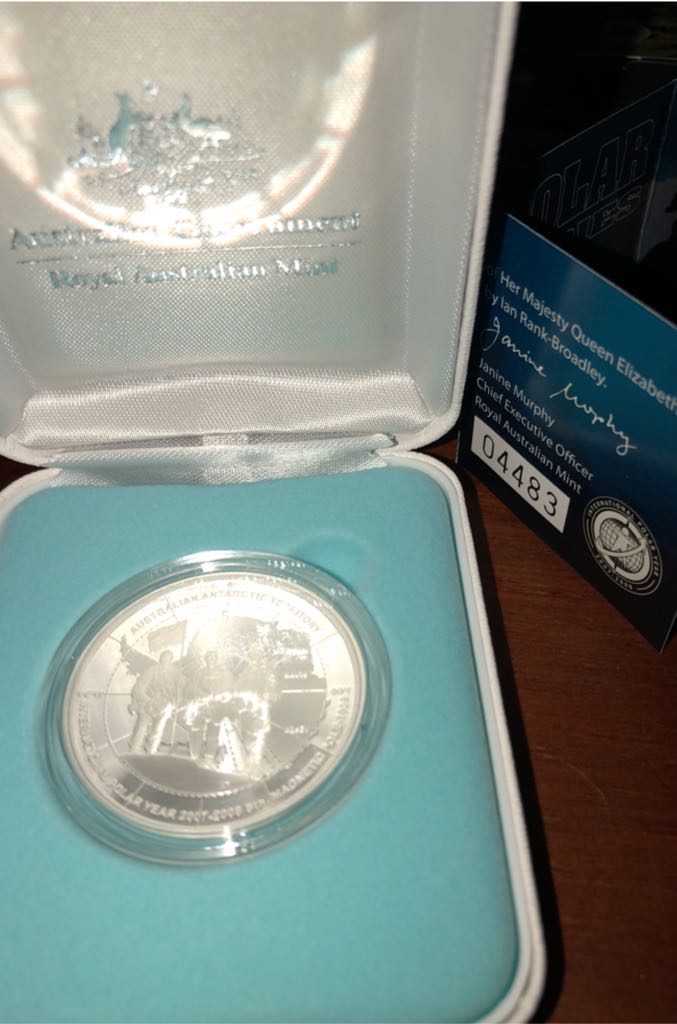 International Pollar Year Coin  coin collectible - Main Image 1