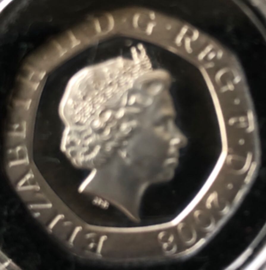 2008 20p Royal Shield Of Arms  coin collectible - Main Image 2