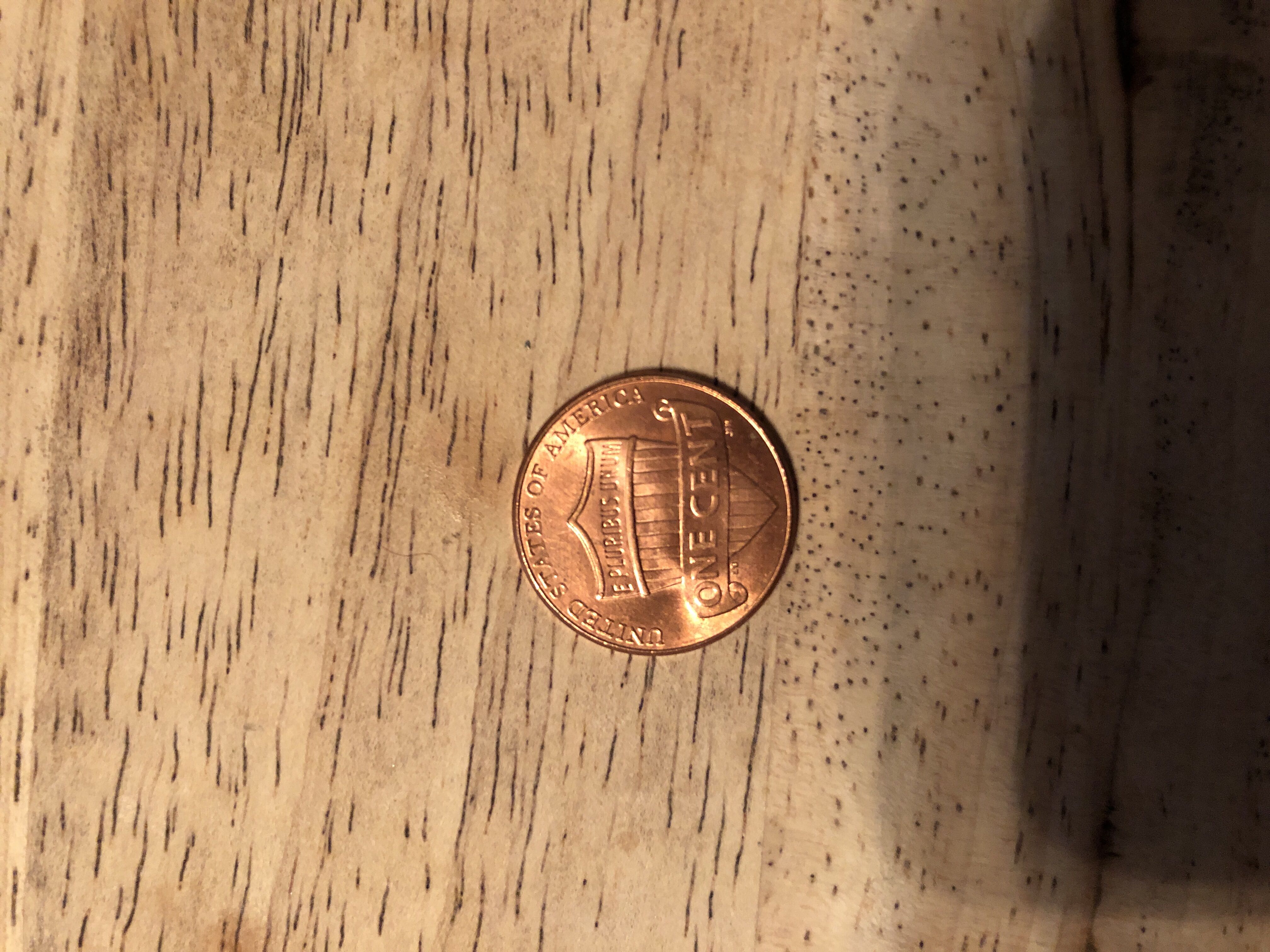 2010 Lincoln Shield Cent  coin collectible - Main Image 2