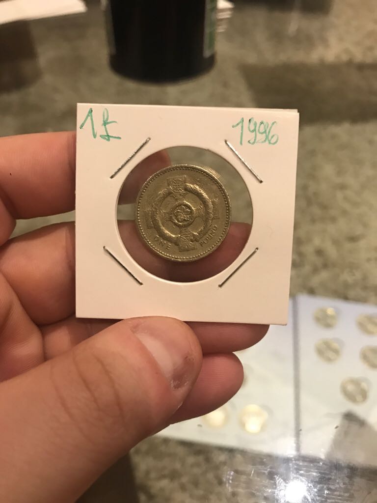 England 1996 £1   coin collectible - Main Image 1