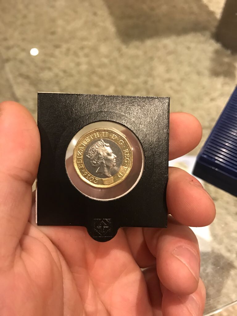 England 2016 1£   coin collectible - Main Image 2