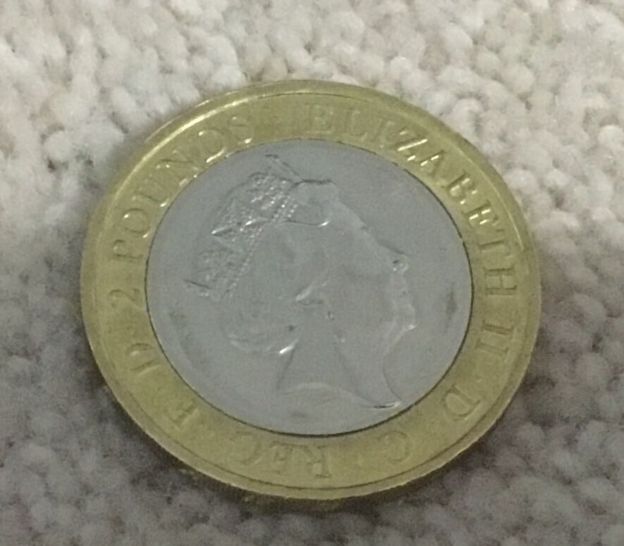 £2 The First World War  coin collectible - Main Image 2