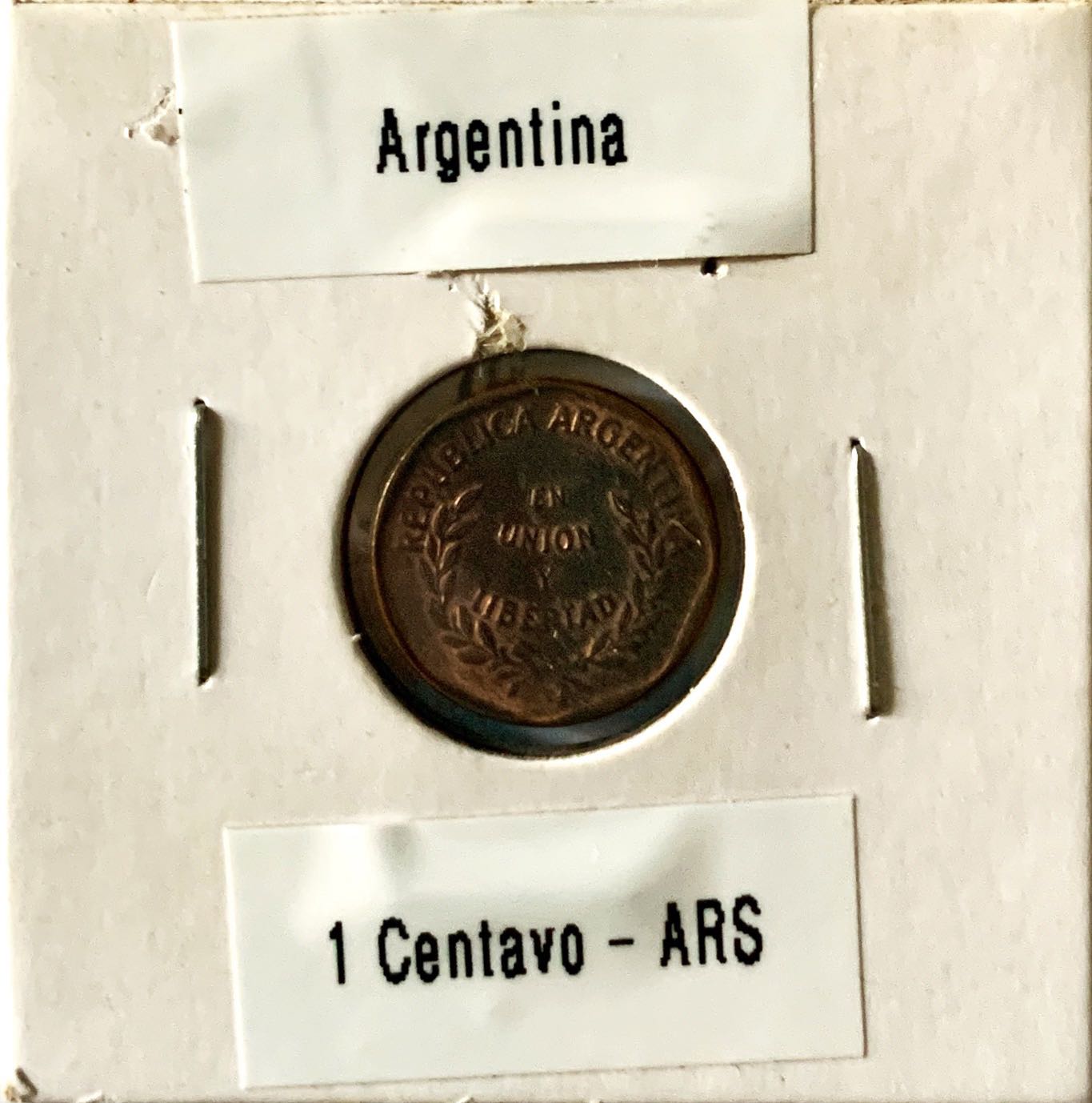 Argentina (1999) - 1 Centavo [ARS]  coin collectible - Main Image 3