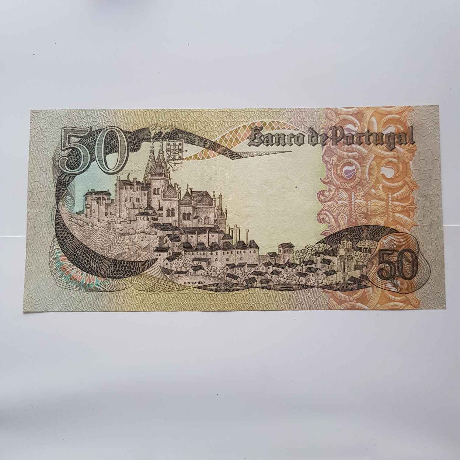 50 Escudos  coin collectible - Main Image 2