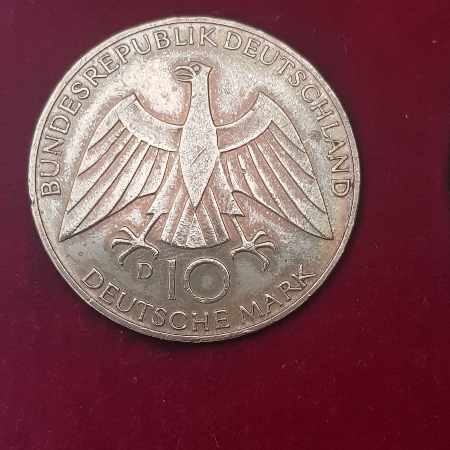 10 Marcos ( D )  coin collectible - Main Image 2