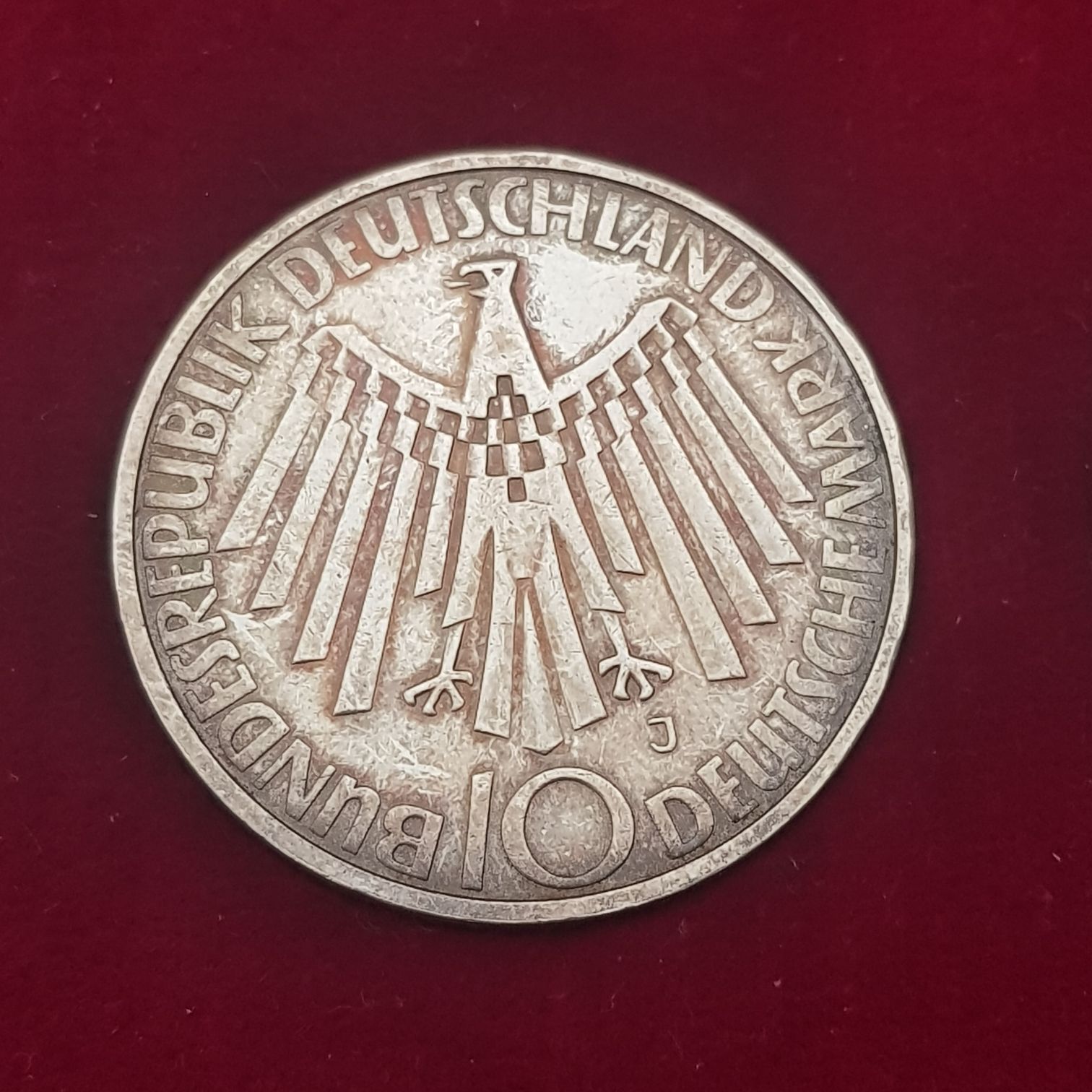 10 Marcos ( J )  coin collectible - Main Image 2