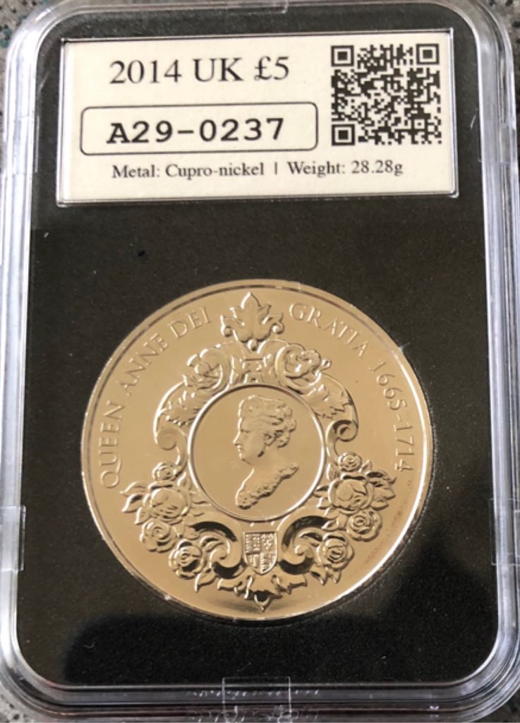 2014 £5 Queen Anne  coin collectible - Main Image 2