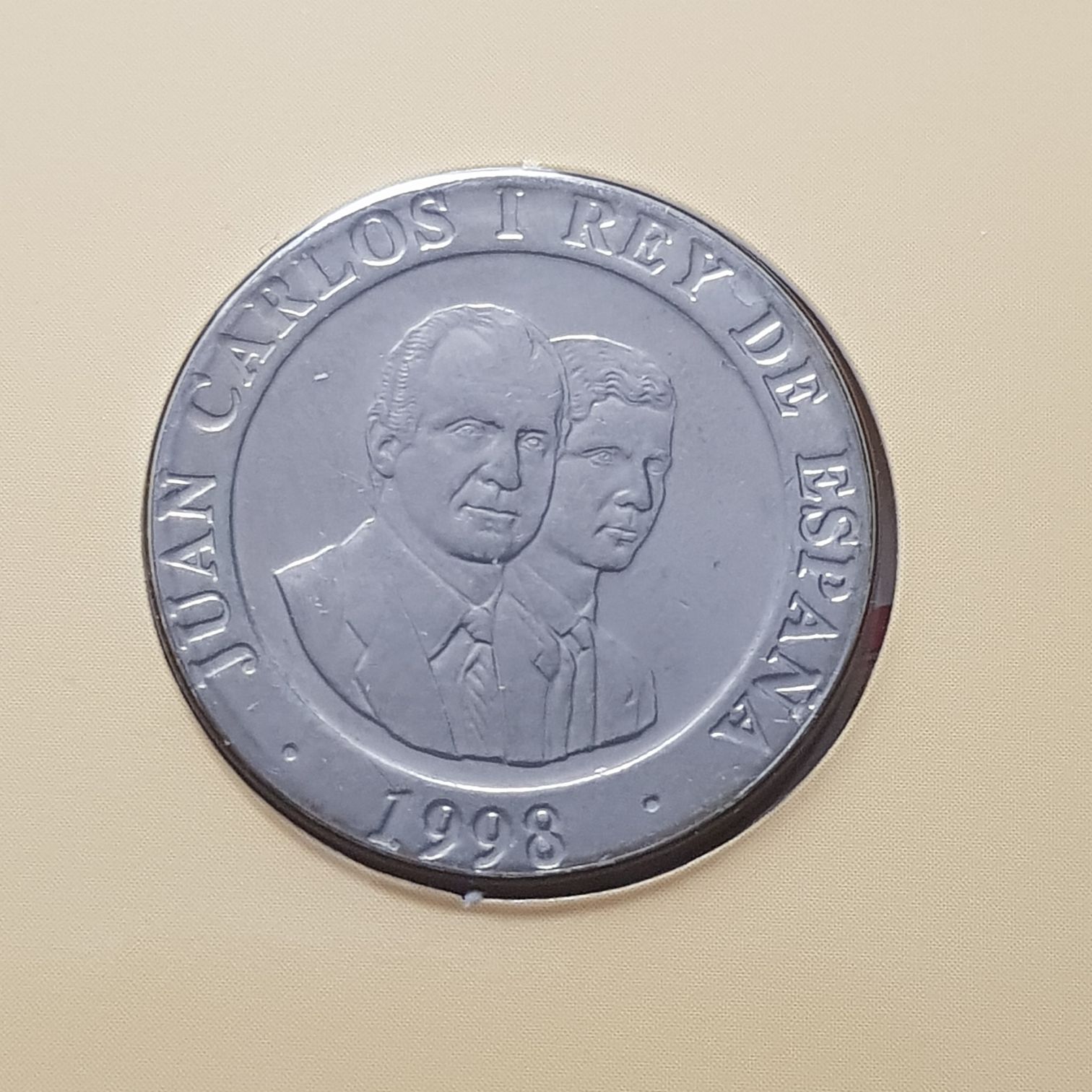 200 Pesetas  coin collectible - Main Image 2