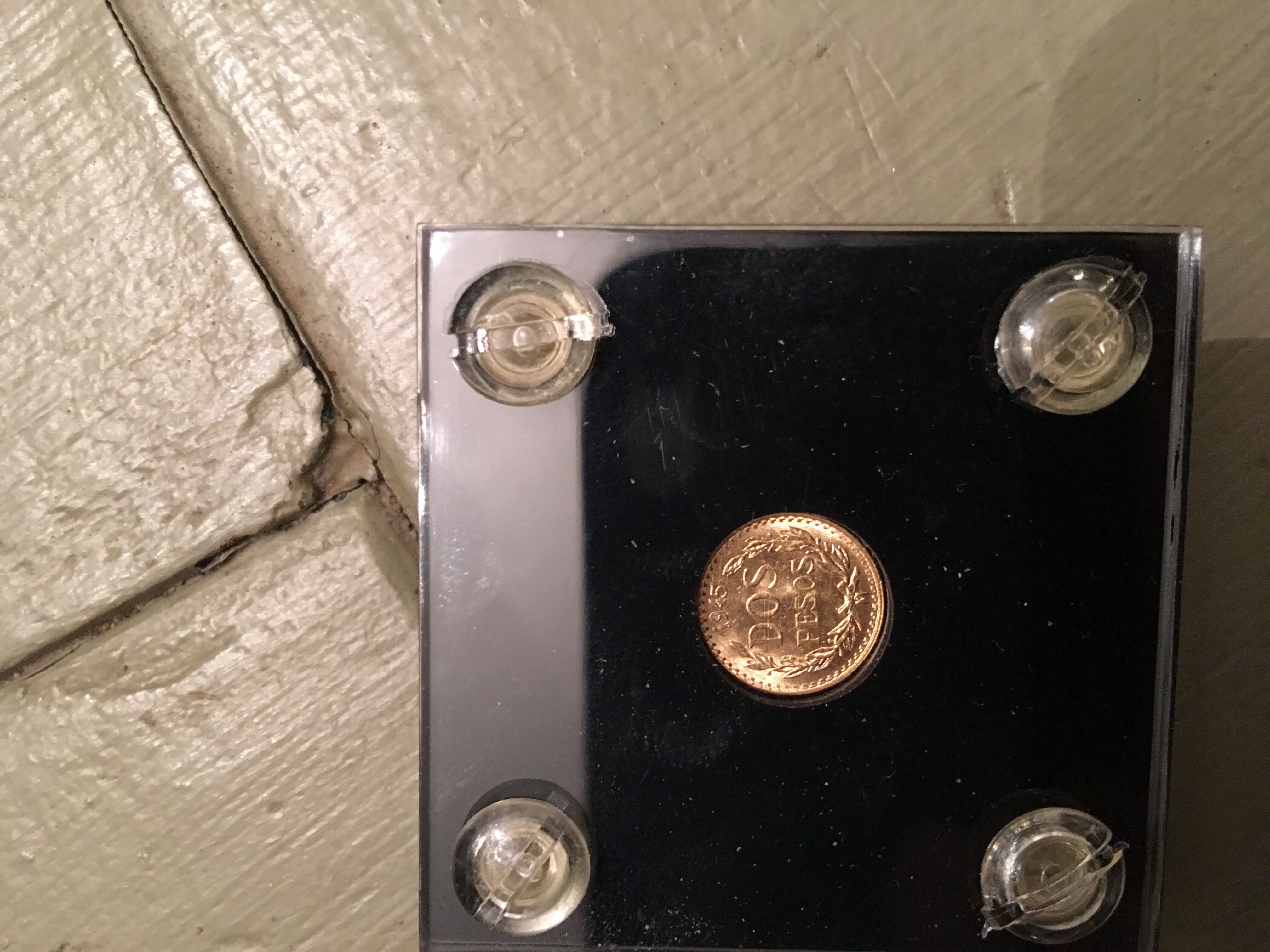 Mexican 2 Pesos  coin collectible - Main Image 2