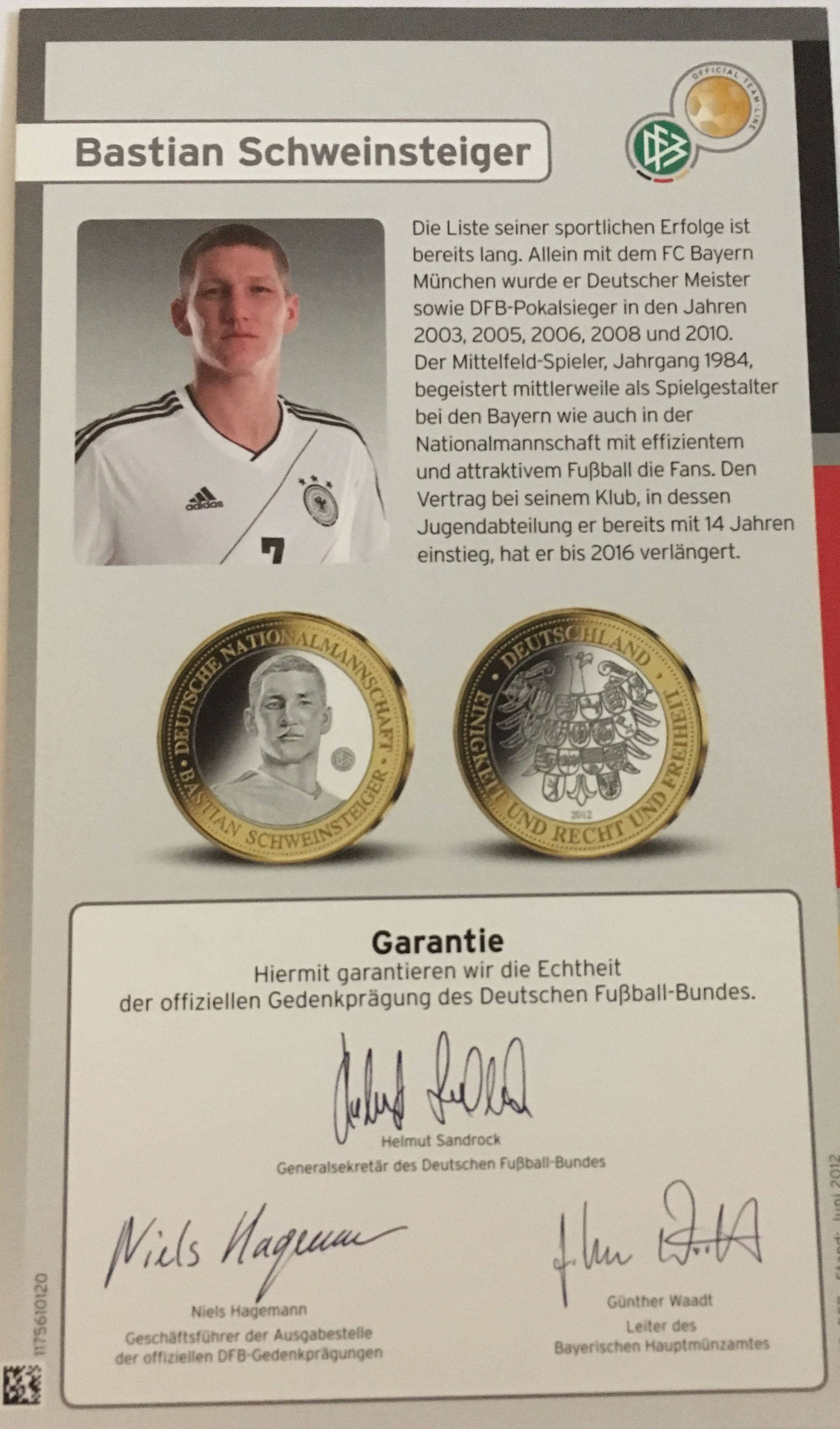 Bastian Schweinsteiger   coin collectible [Barcode 1175610104] - Main Image 2