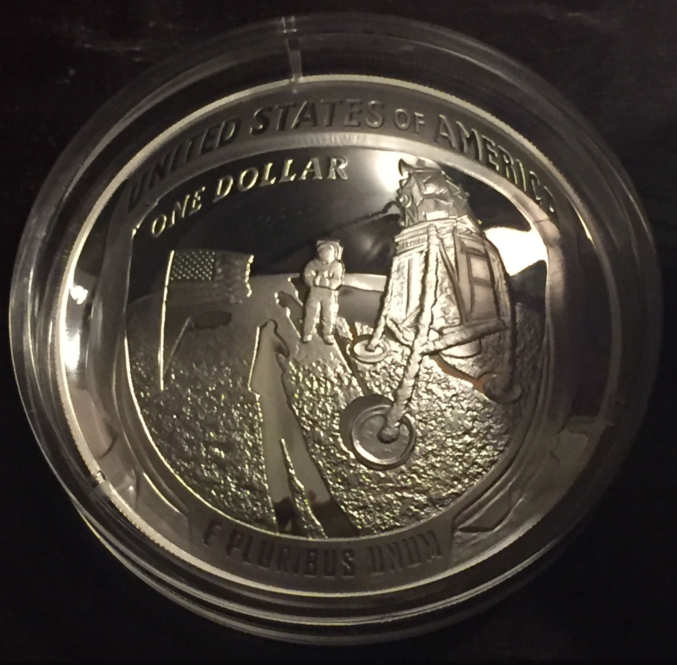 Canada - 1 Dollar (Connecting A Nation)