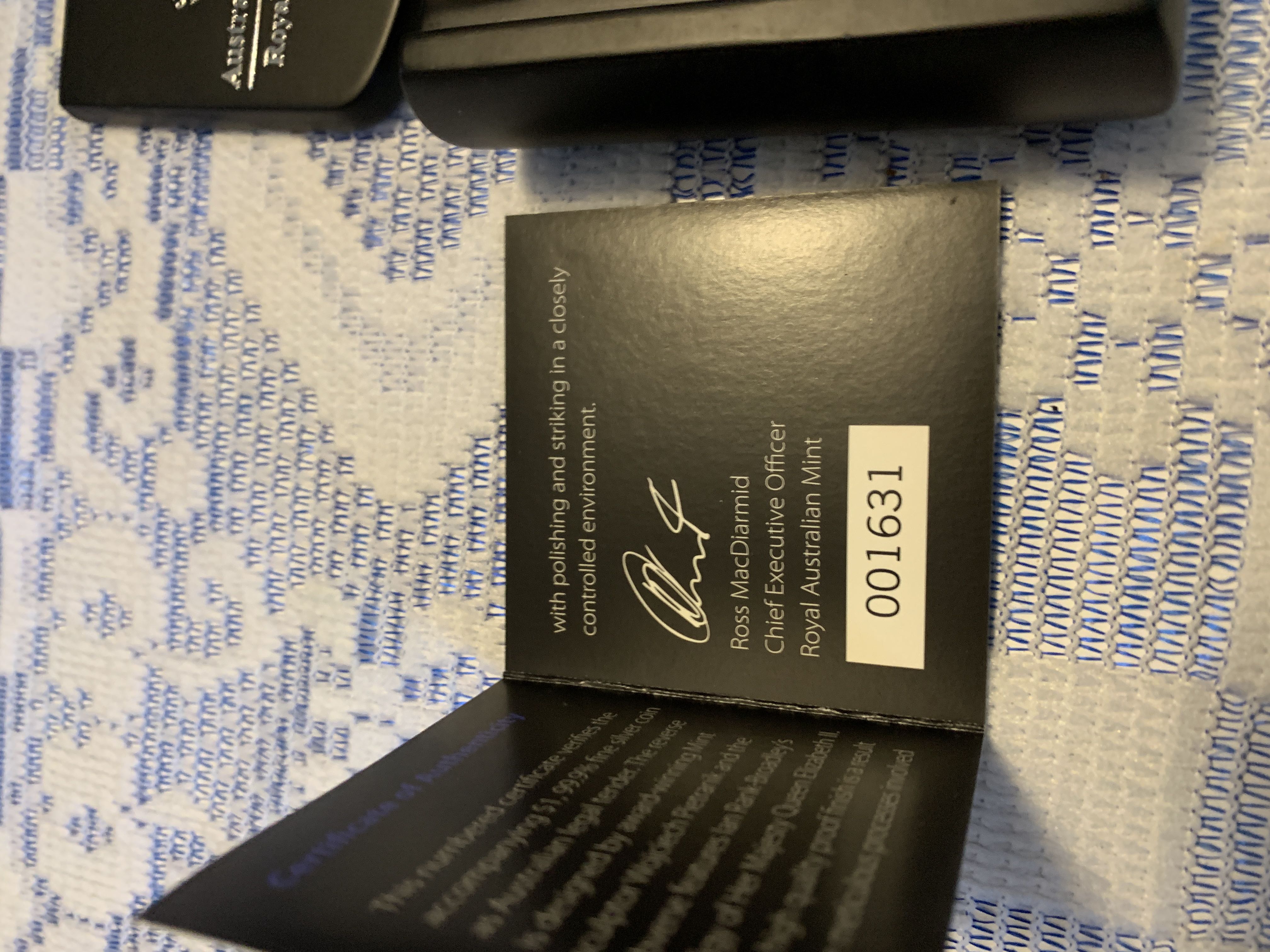 2012 Kangaroo At Sunset   coin collectible [Barcode 9314682101018] - Main Image 3