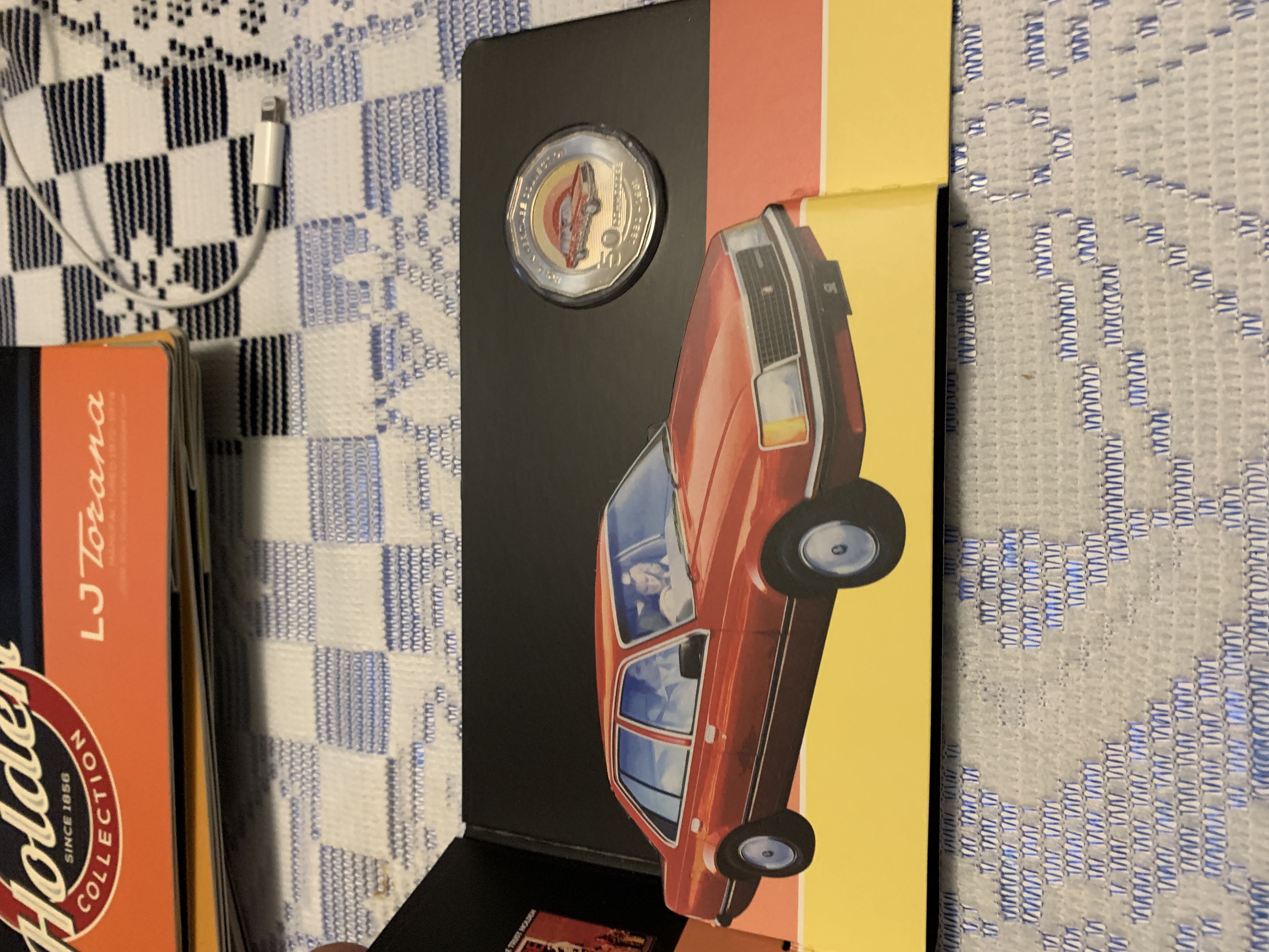 Holden Heritage Collection   coin collectible [Barcode 9314683112433] - Main Image 2