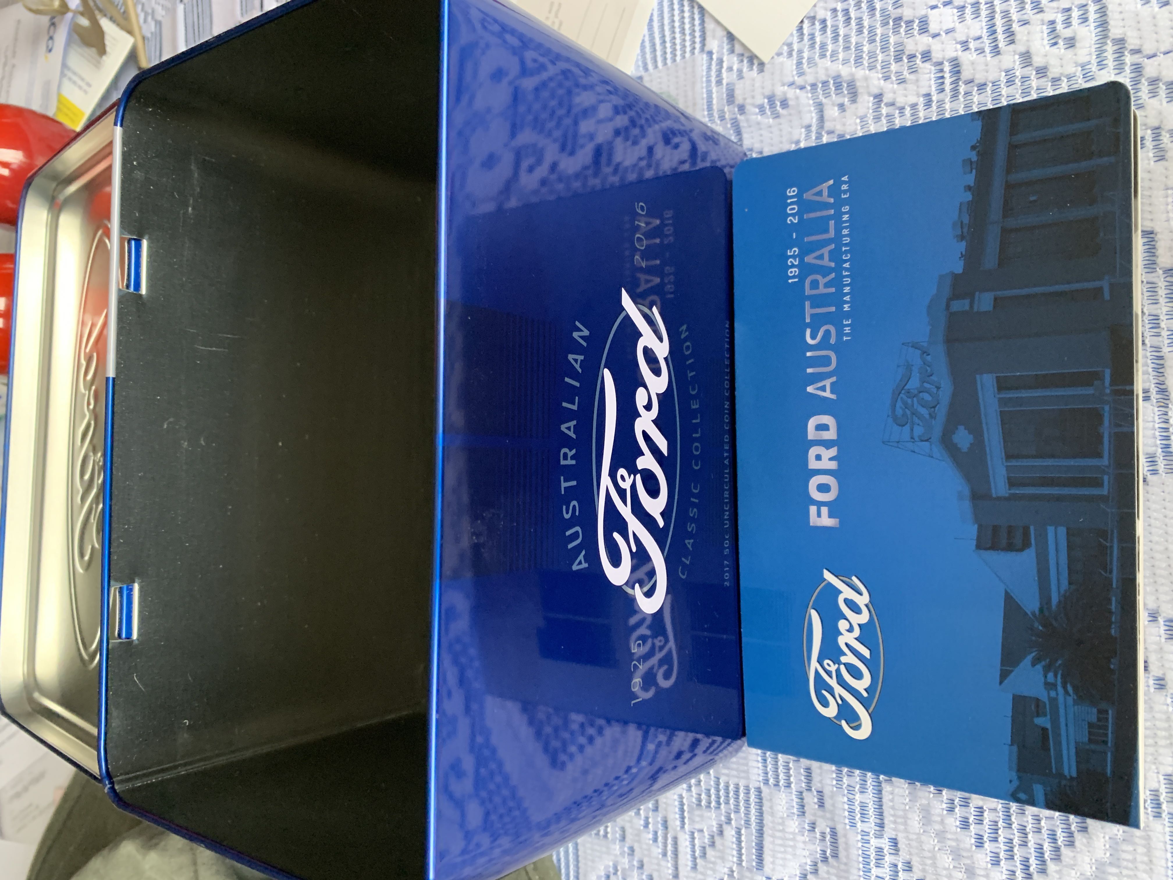 Ford Classic Collection   coin collectible [Barcode 9314683116059] - Main Image 3