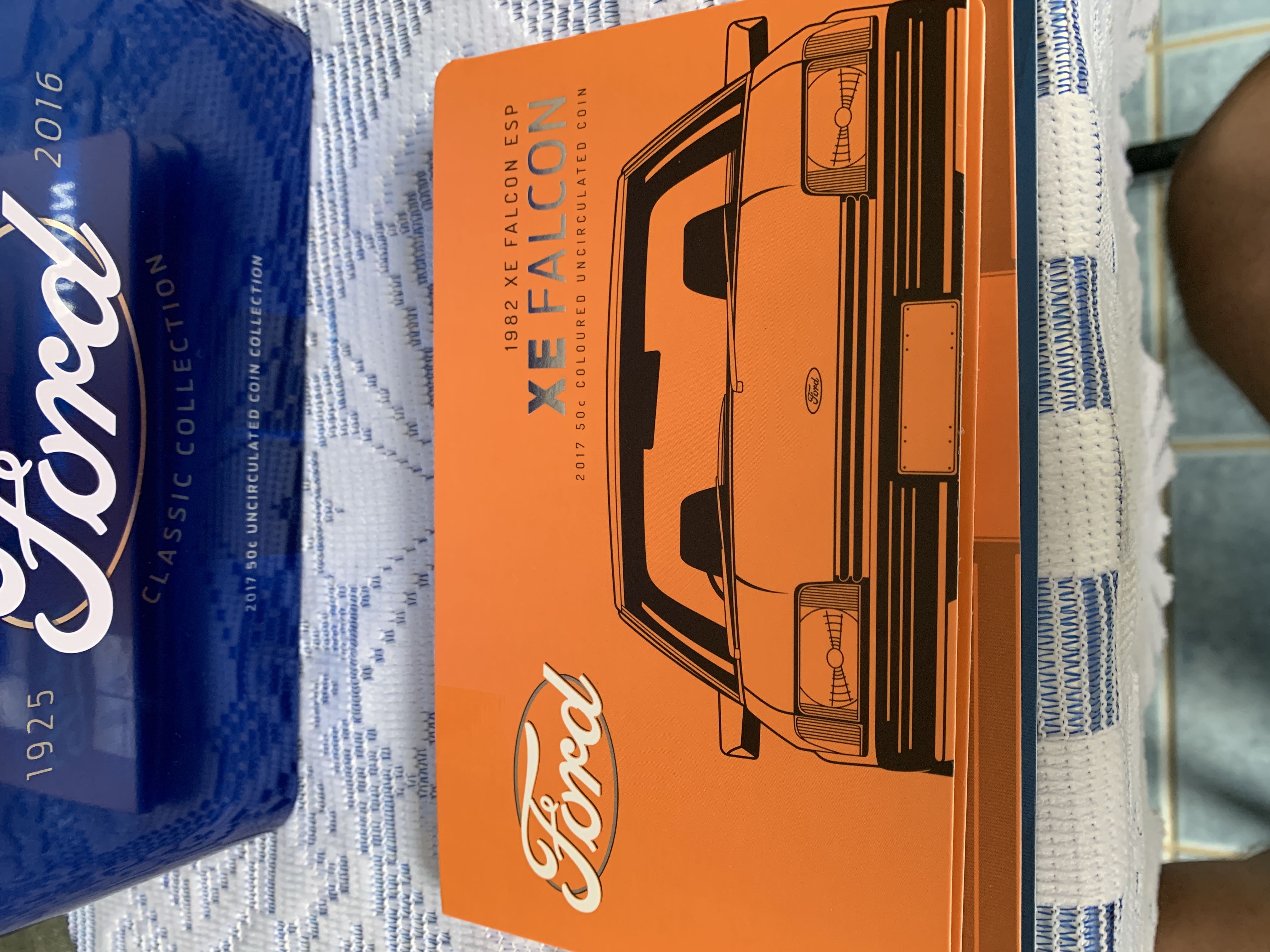 Ford Classic Collection   coin collectible [Barcode 9314683116035] - Main Image 2