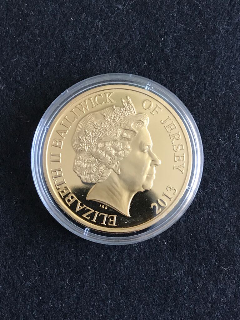 Queen Elizabeth II Coronation Crown  coin collectible - Main Image 2