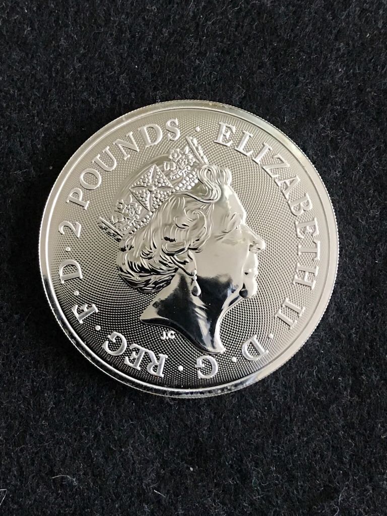 Two Dragons £2 Silver Bullion  coin collectible - Main Image 2