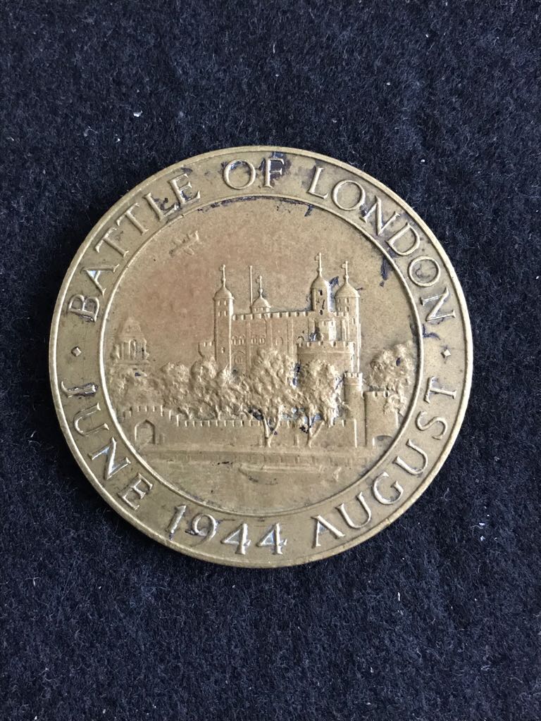 Battle Of London Medallion  coin collectible - Main Image 2