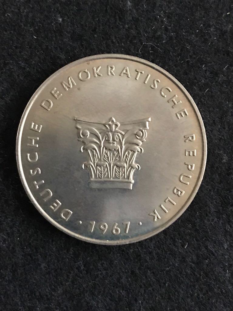 Deutsche Staatsoper (German State Opera) Berlin Medal  coin collectible - Main Image 2