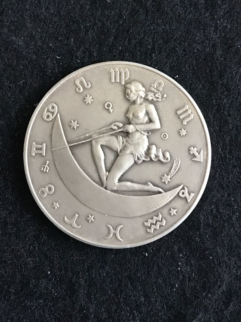 Vienna Mint 1957 Calendar Medal coin collectible - Main Image 1