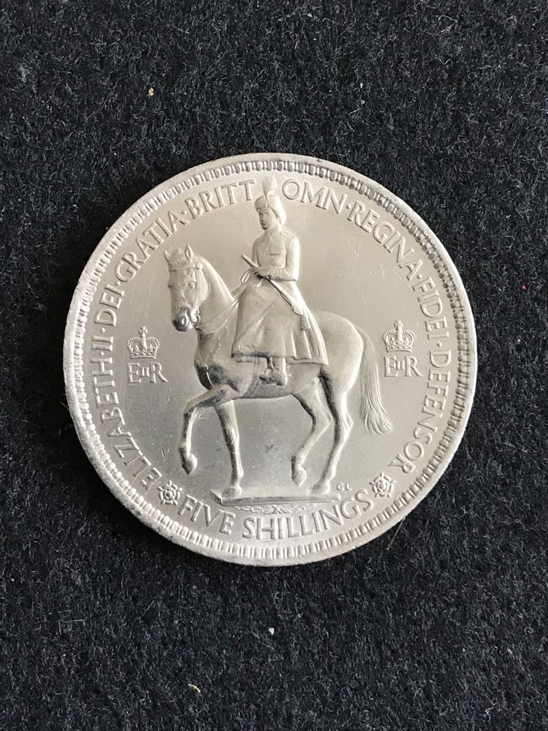 QEII Coronation Crown  coin collectible - Main Image 1