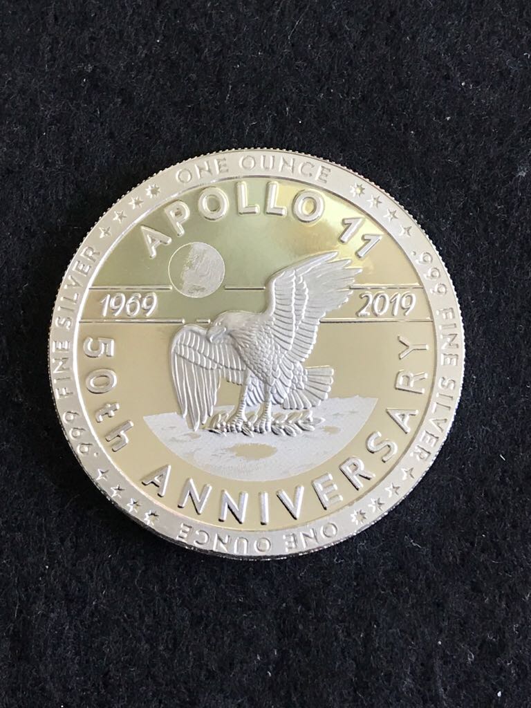 Apollo 11 50th Anniversay - Neil Armstrong Error  coin collectible - Main Image 2