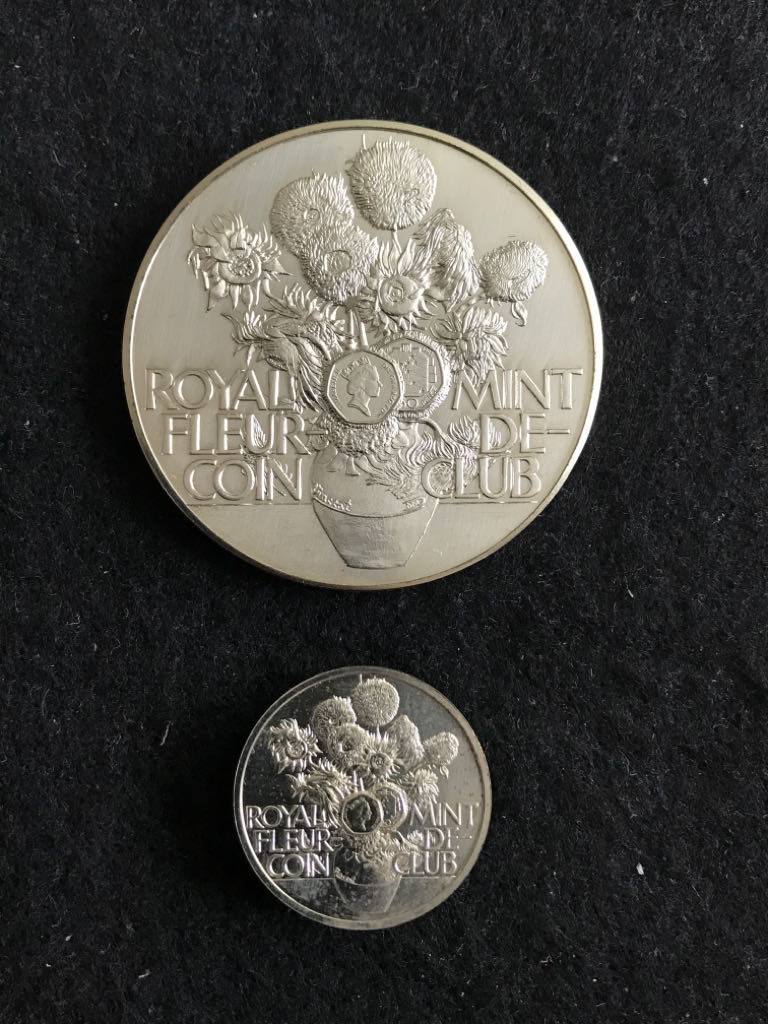 Fleur De Coin Medan And Badge  coin collectible - Main Image 1