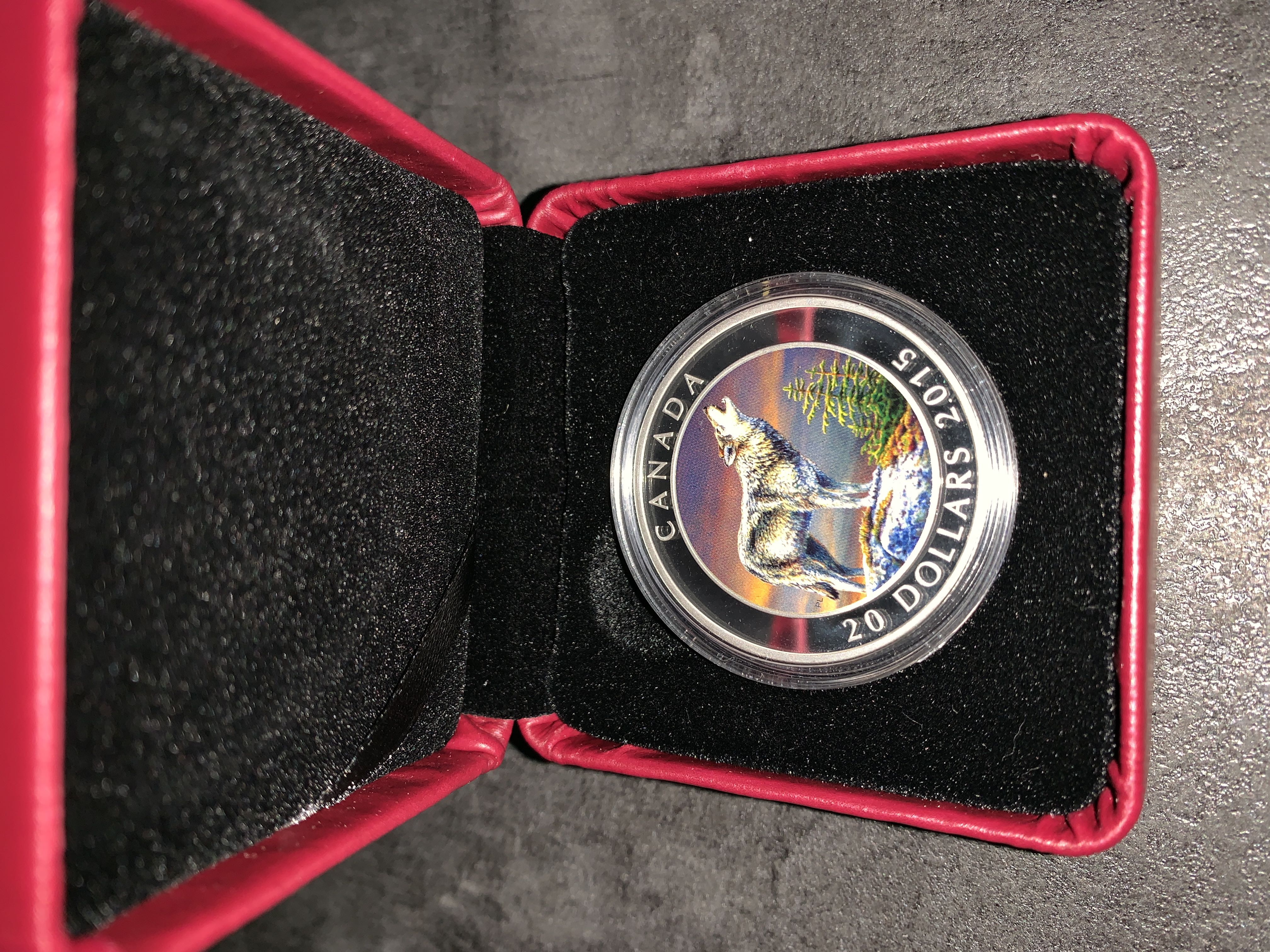 2015 $20 Fine Silver Coin - Wolf  coin collectible [Barcode 623932061699] - Main Image 2