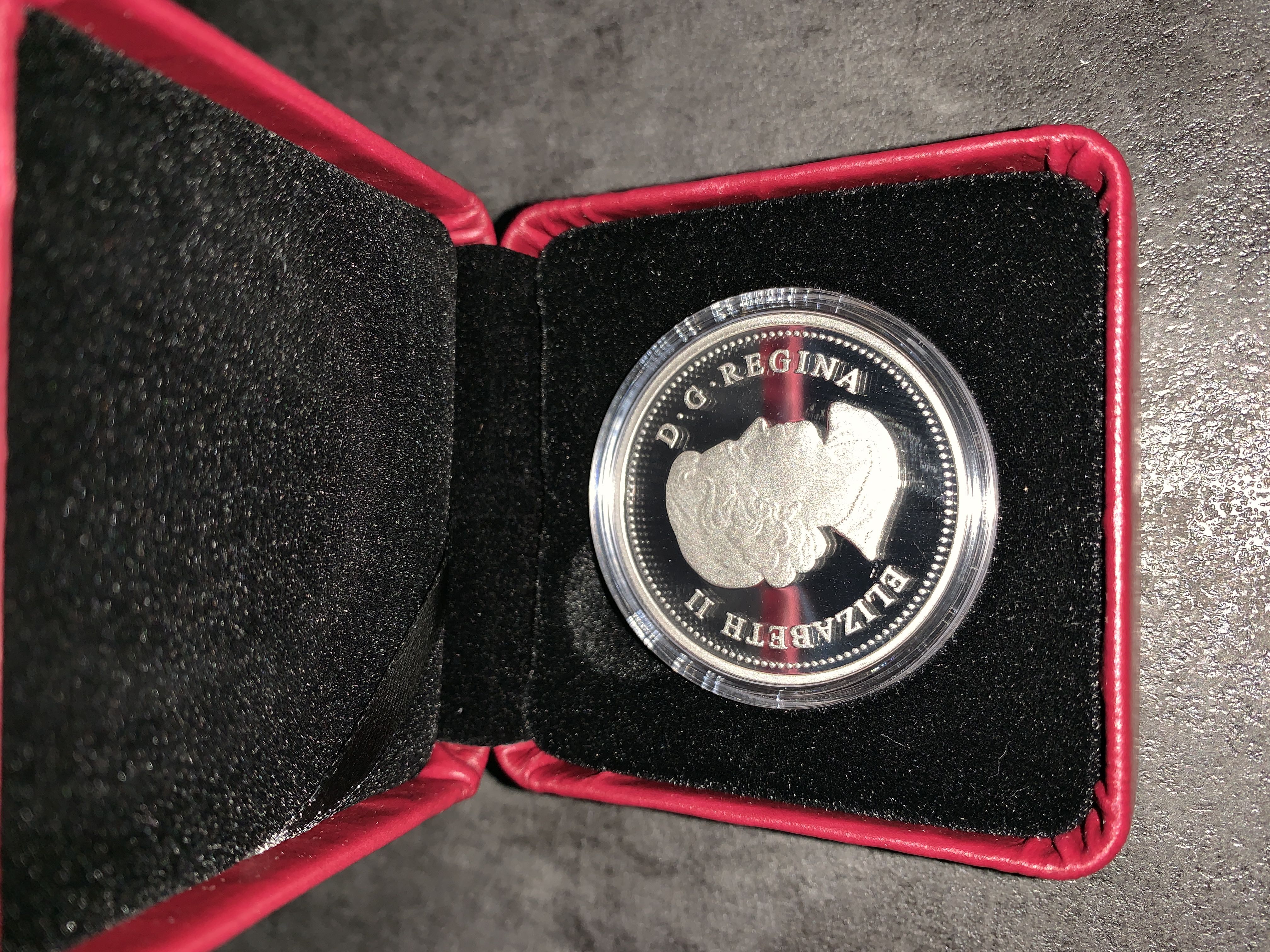 2015 $20 Fine Silver Coin - Wolf  coin collectible [Barcode 623932061699] - Main Image 3