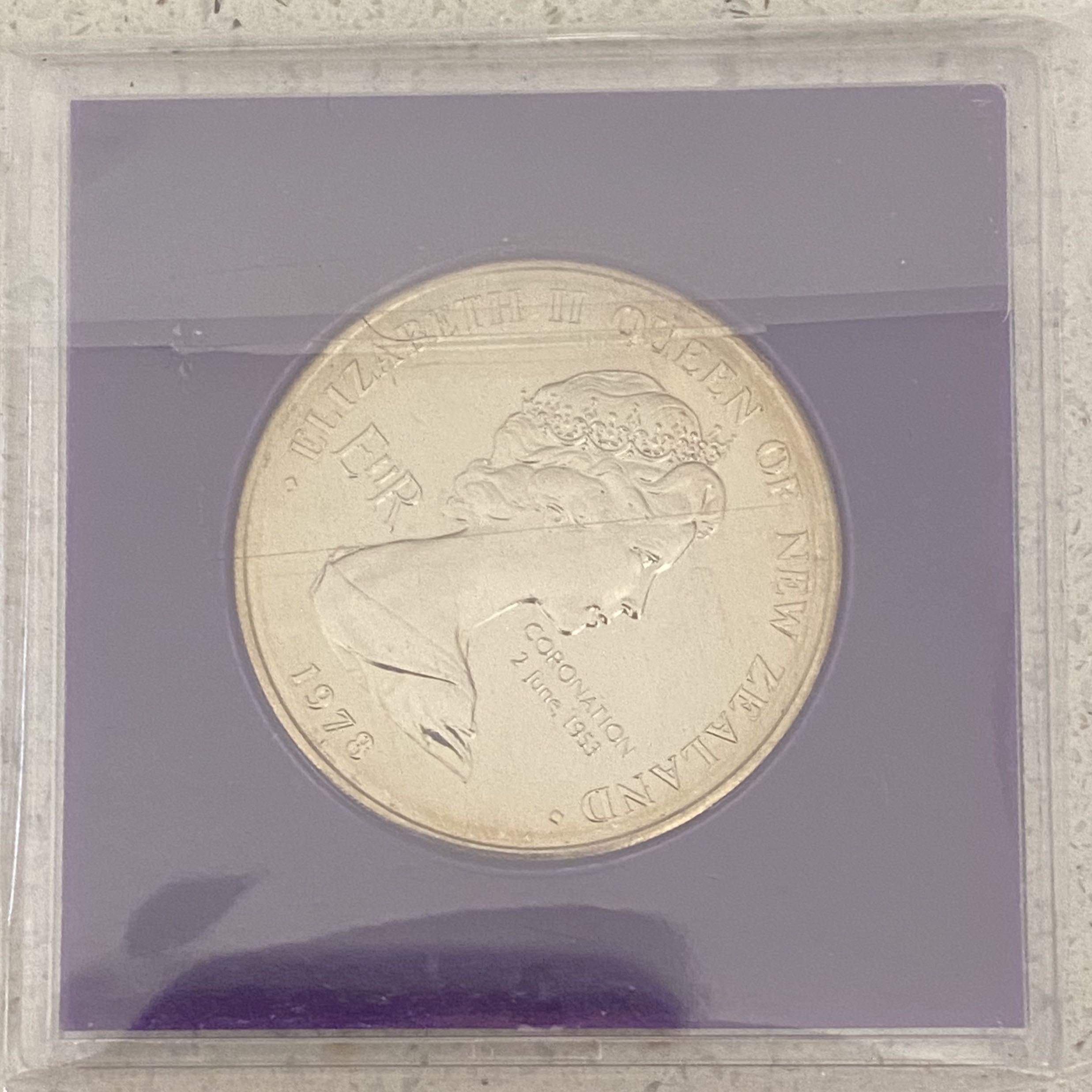 New Zealand One Dollar Coin  coin collectible - Main Image 2