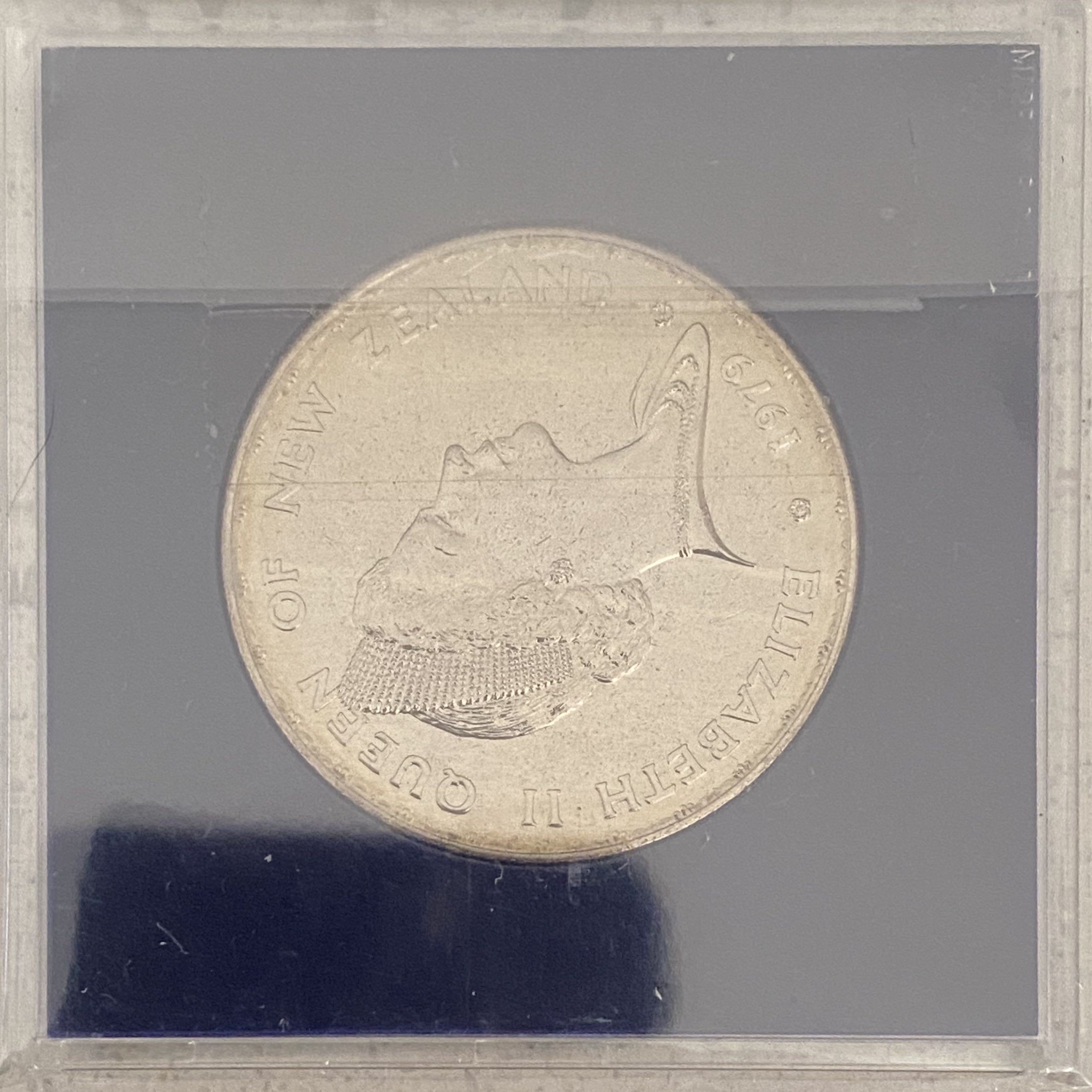 New Zealand One Dollar Coin  coin collectible - Main Image 2