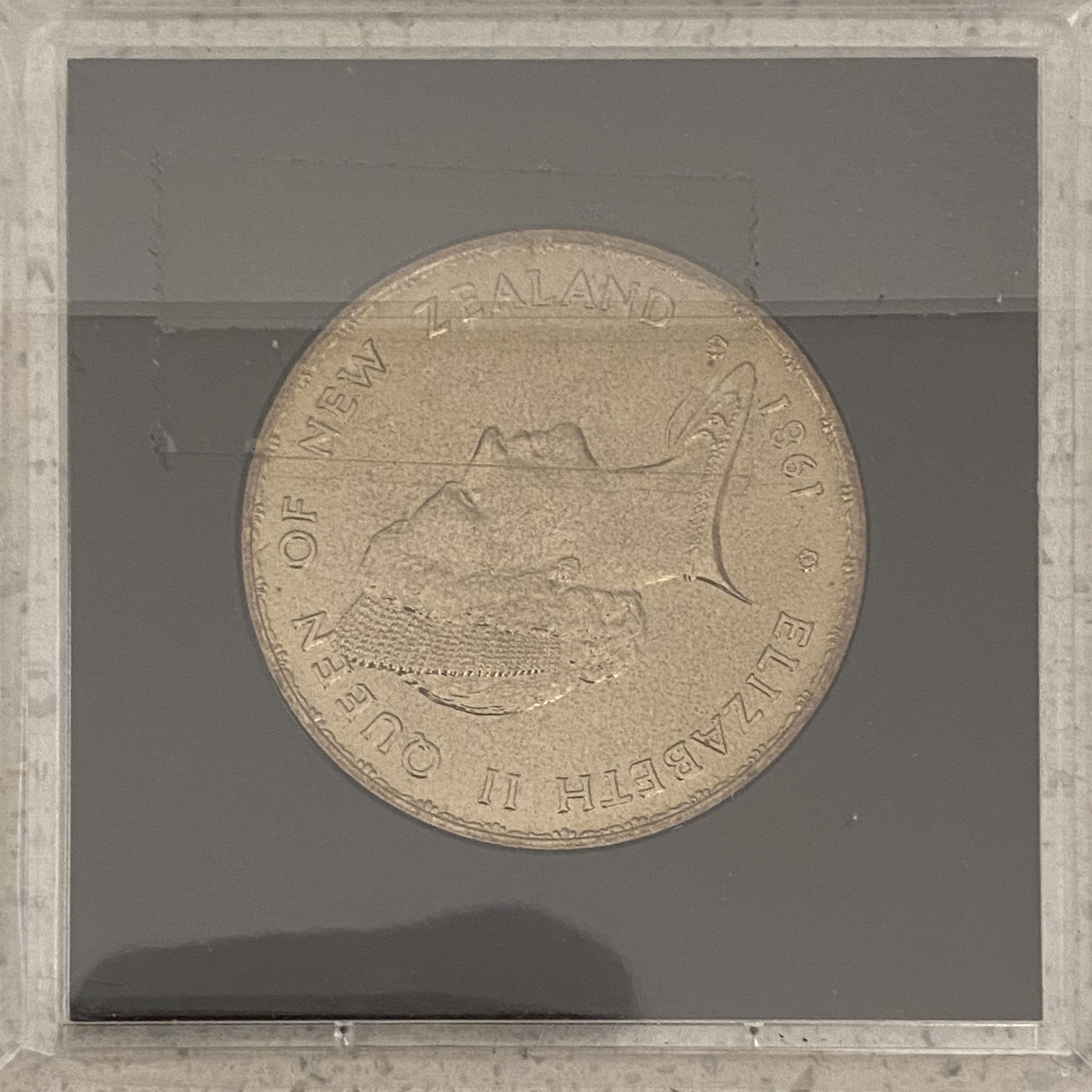 New Zealand One Dollar Coin  coin collectible - Main Image 2