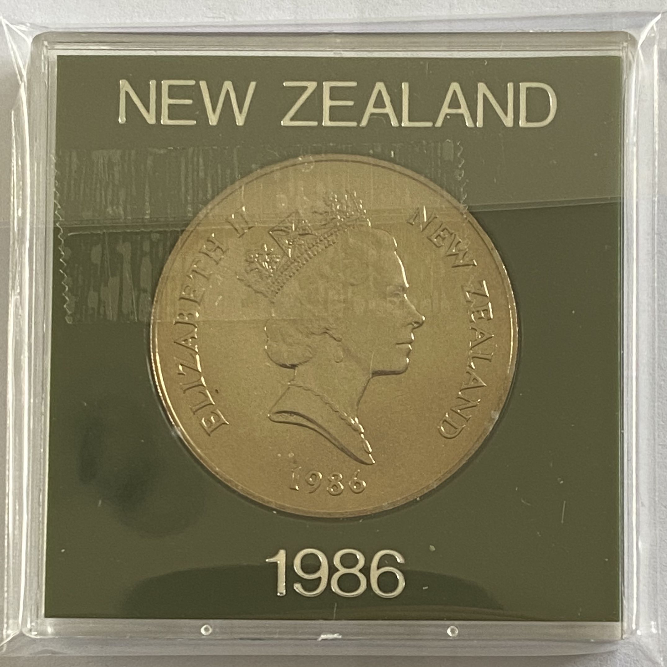 New Zealand One Dollar Coin  coin collectible - Main Image 2