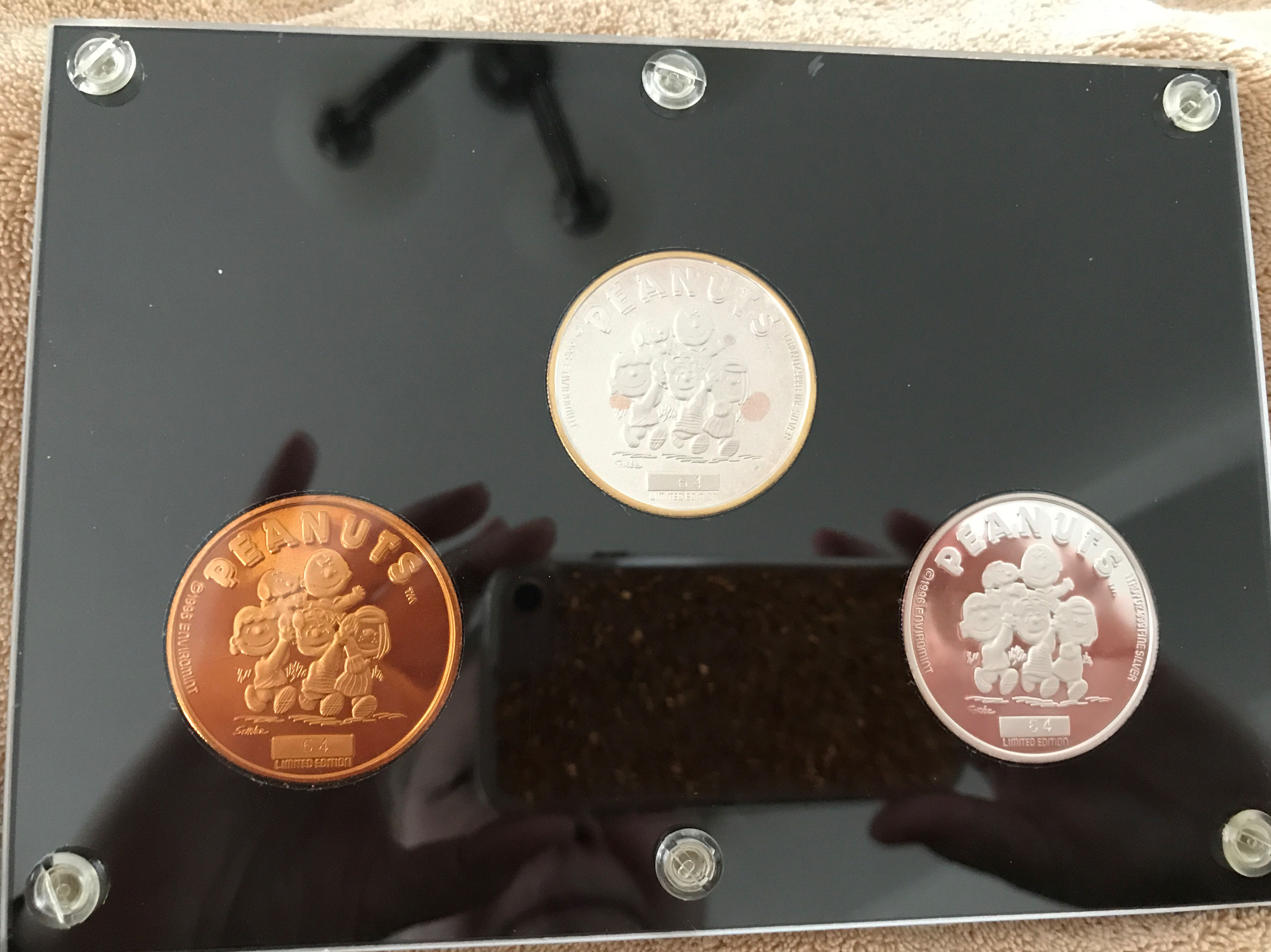 Snoopy Etc. Premier Collection  coin collectible - Main Image 2