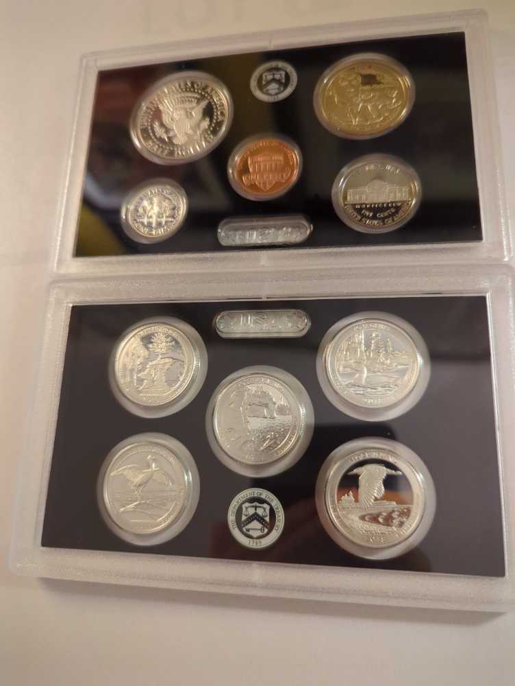 2018 United States Mint Silver Proof Set 2018  coin collectible [Barcode 704785020375] - Main Image 3