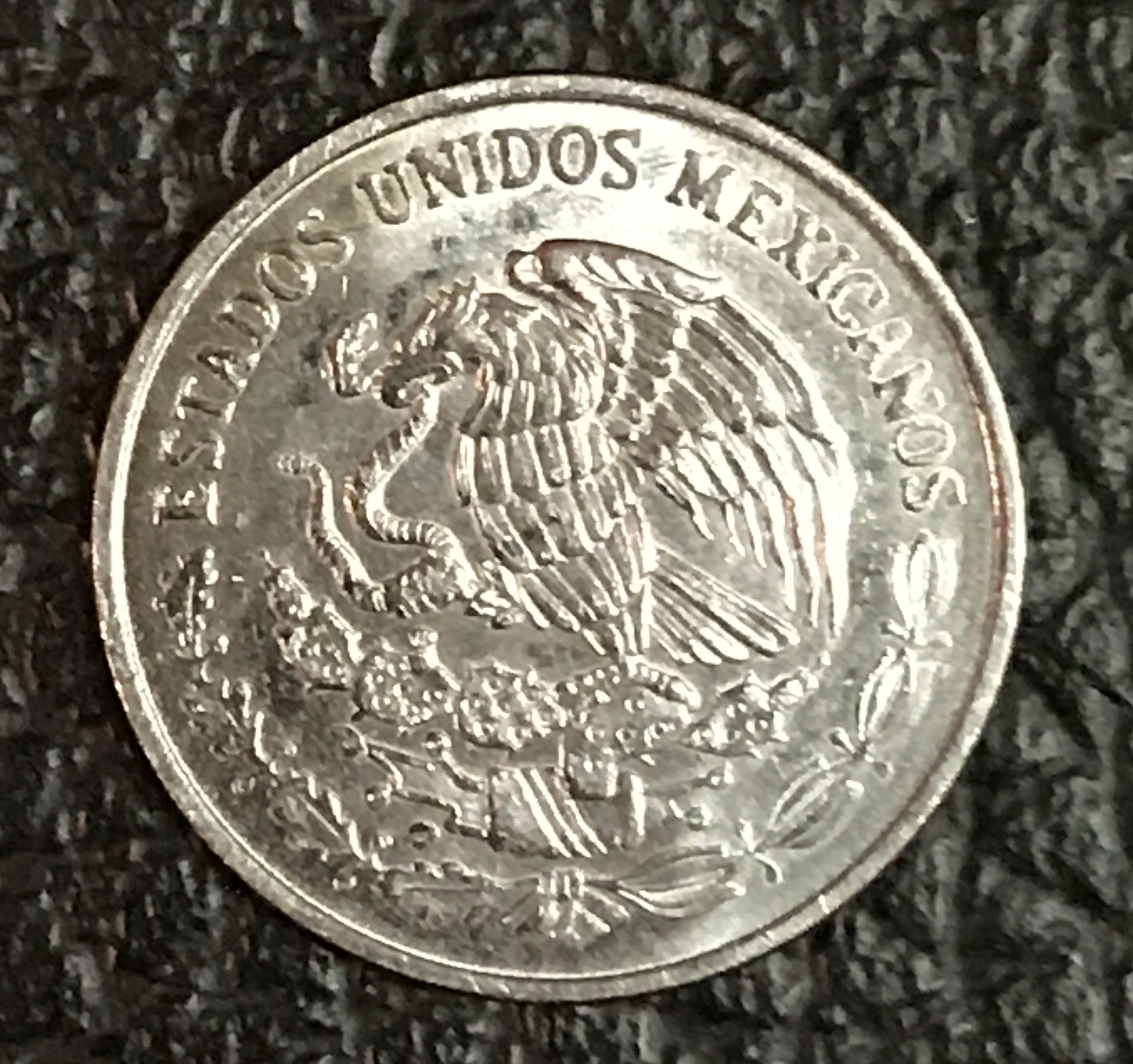 Mexican .10 Centavos  coin collectible - Main Image 2