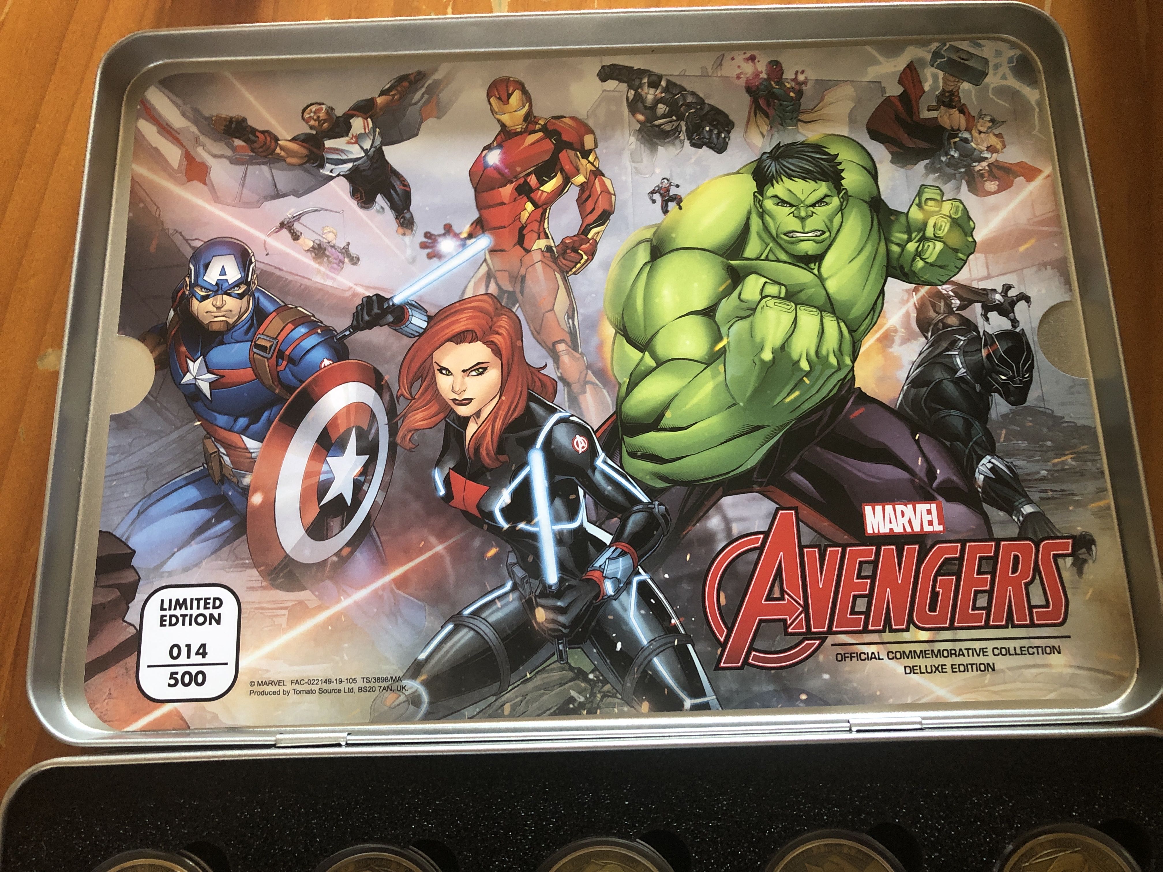 Avengers Official Commemorative Collection Deluxe Edition  coin collectible - Main Image 3