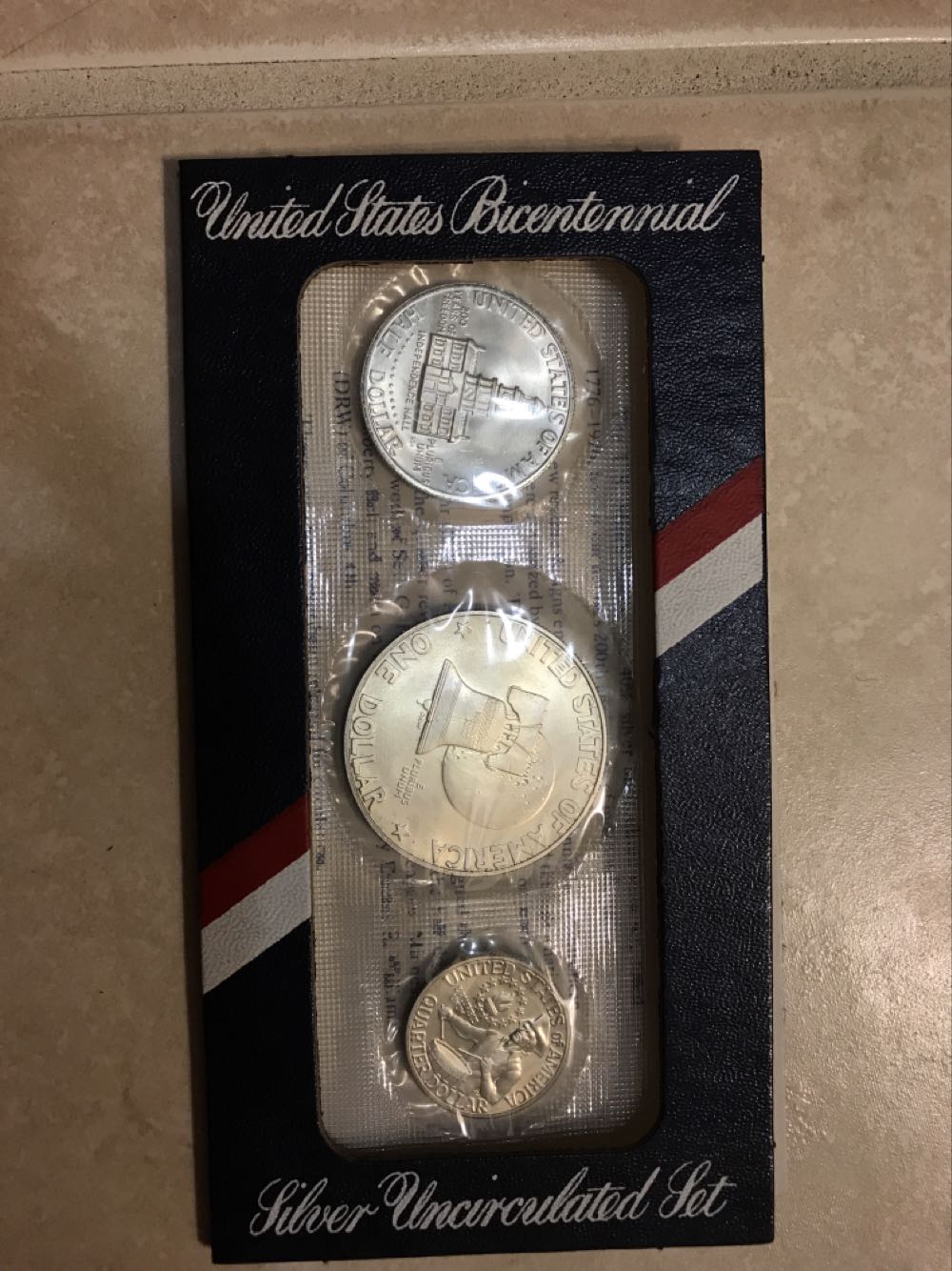 1776-1976 bicentennial silver uncirculated set  coin collectible - Main Image 3