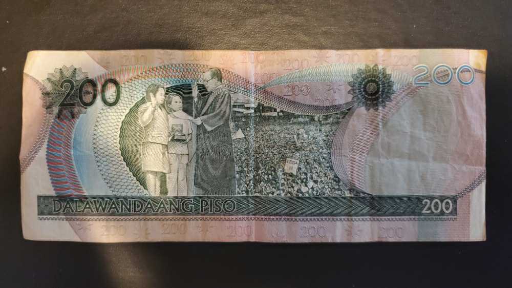 200 Dalawandaang Piso  coin collectible - Main Image 2