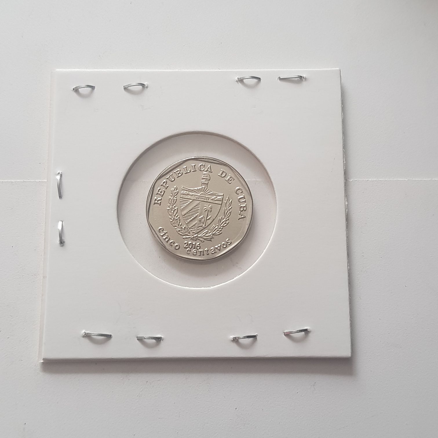 .05 Centavos  coin collectible - Main Image 2
