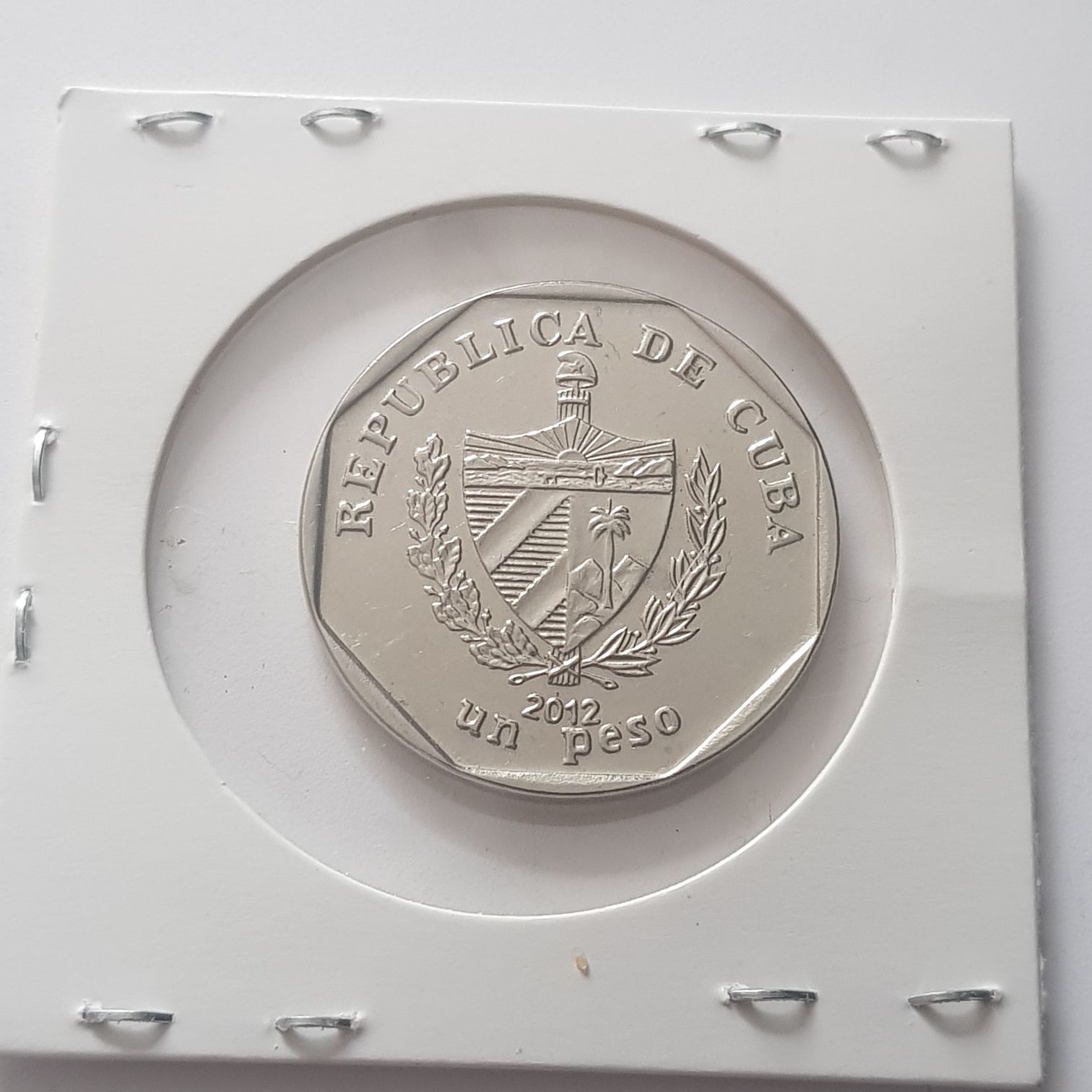 1 Peso  coin collectible - Main Image 2