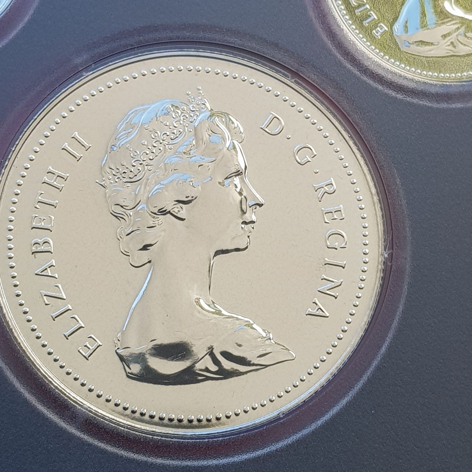1 Dólar  coin collectible - Main Image 2