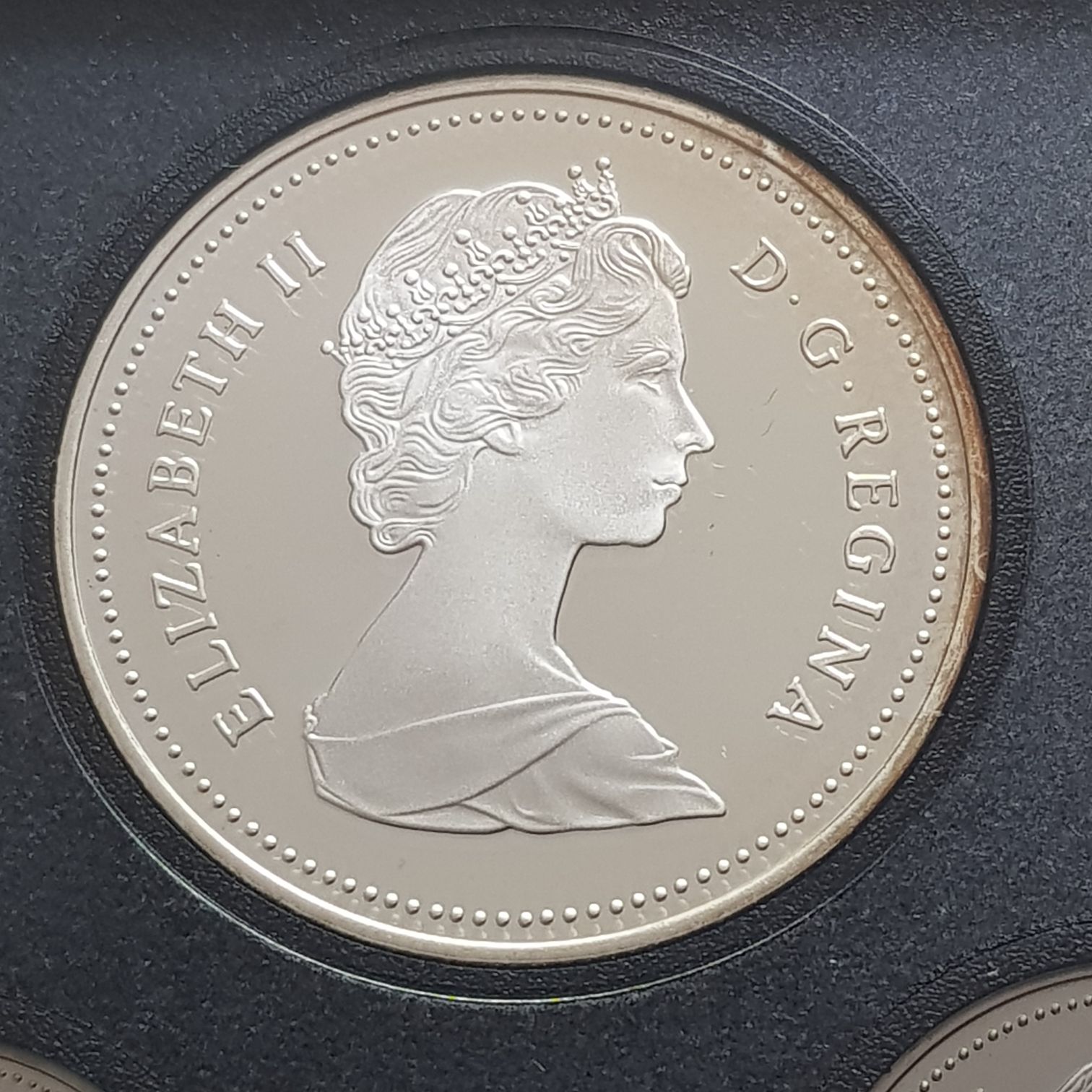 1 Dólar  coin collectible - Main Image 2