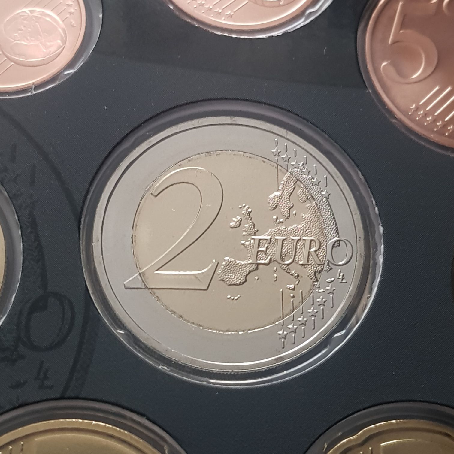 2 Euros