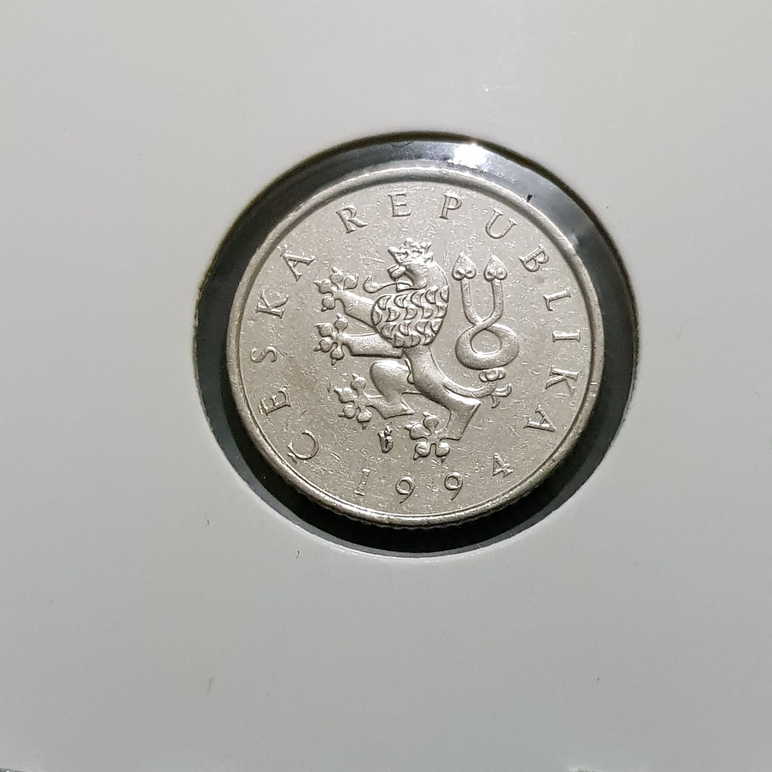 Una Koruna  coin collectible - Main Image 2