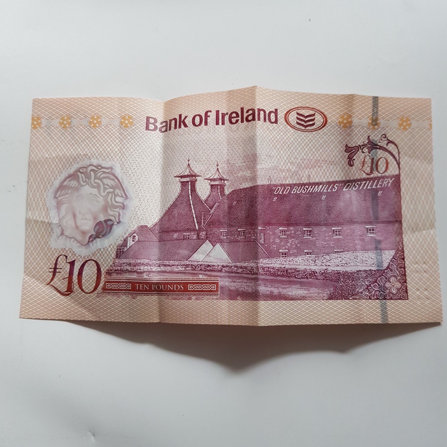 Ten Pounds  coin collectible - Main Image 2