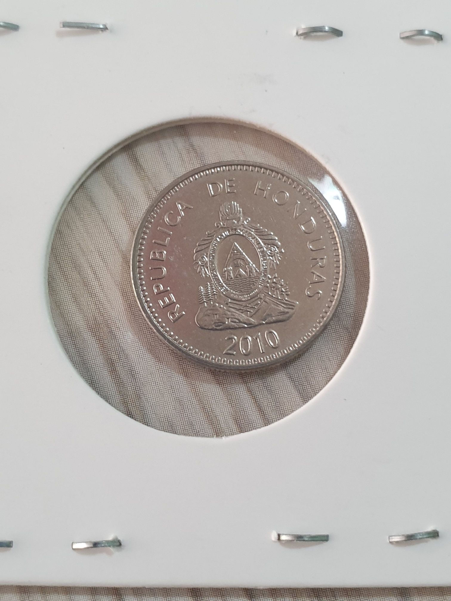 .2 Centavos  coin collectible - Main Image 2