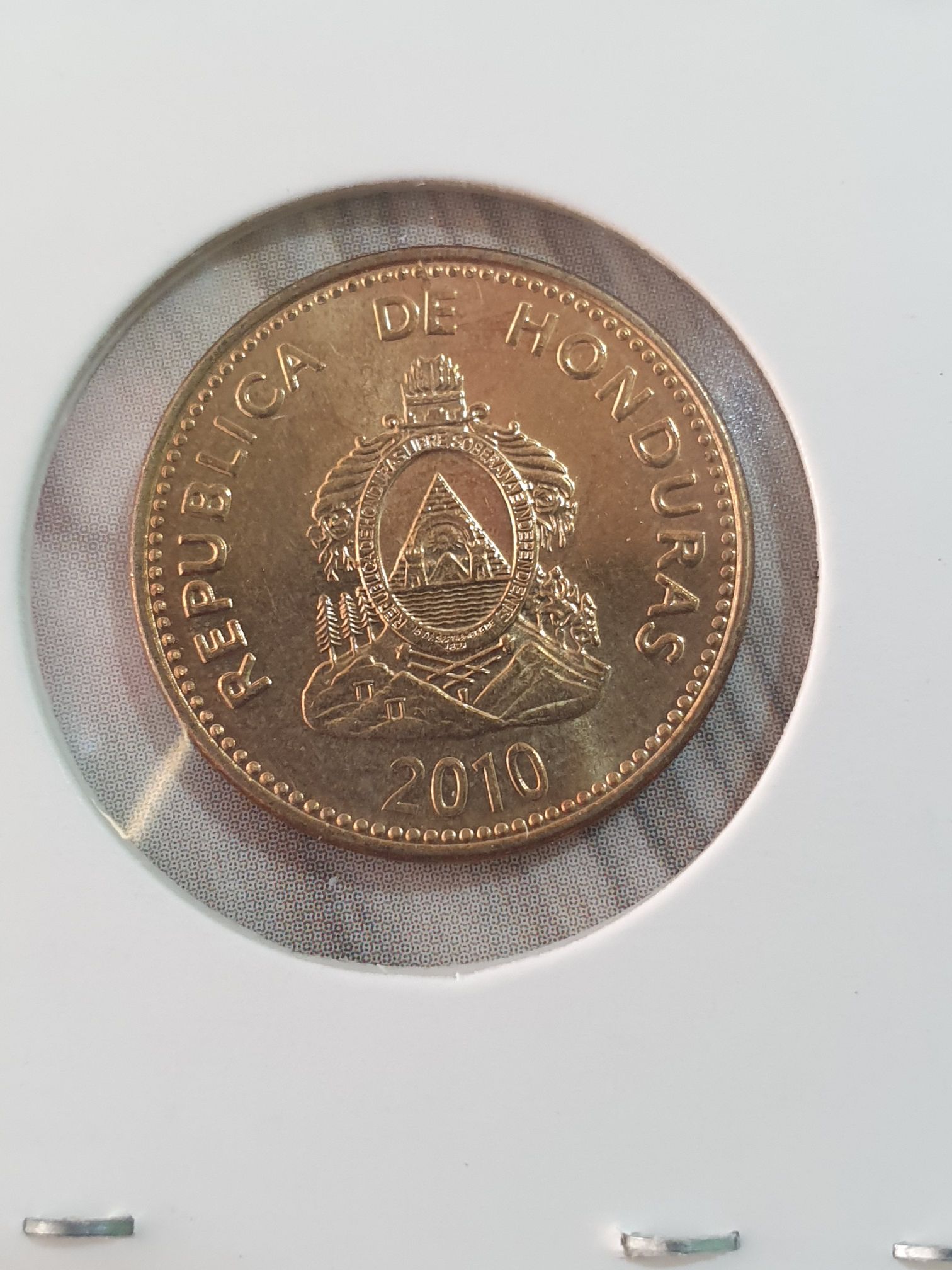.05 Centavos  coin collectible - Main Image 2