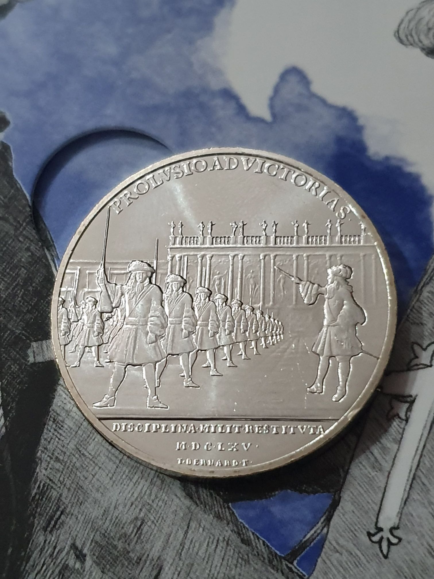 10 Euros  coin collectible - Main Image 2